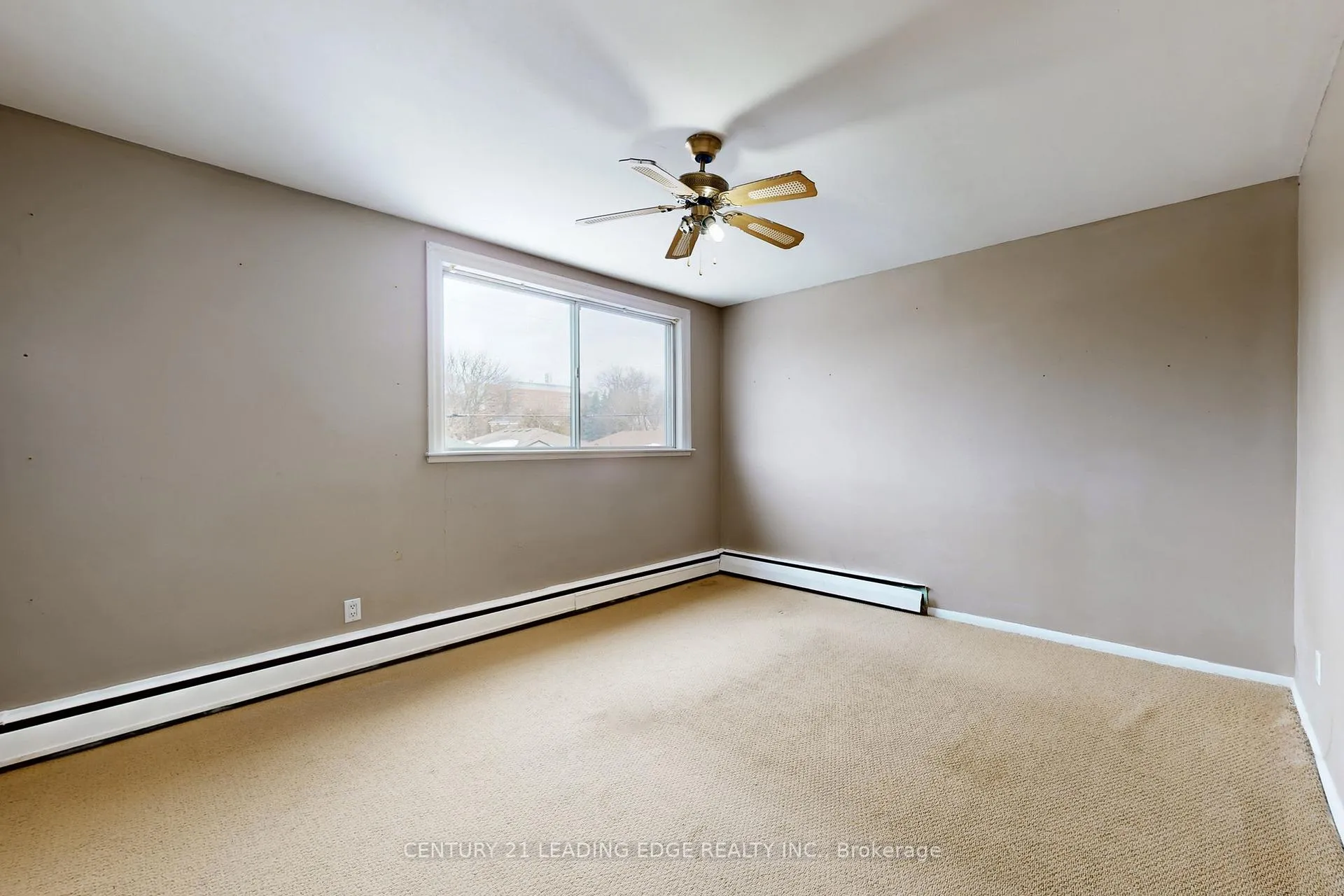 Photo 25 of Unit 6, 97 Elgin Street W, Oshawa, O'Neill — HOMEH