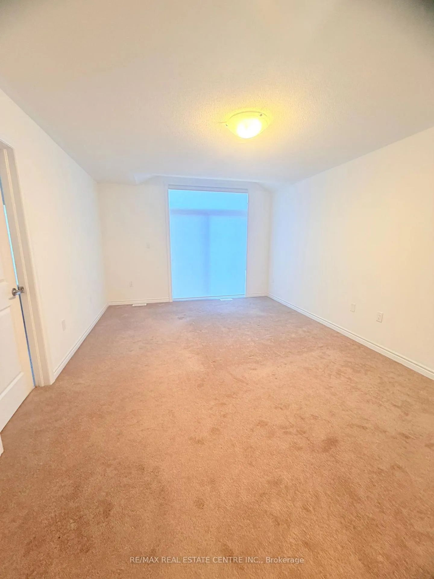 Photo 15 of 298 Carnwith Drive E, Whitby, Brooklin — HOMEH