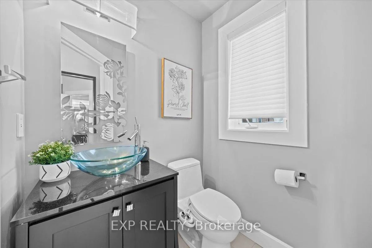 Photo 4 of 4446 Wildmint Square, Ottawa, Riverside South/Gloucester Glen — HOMEH