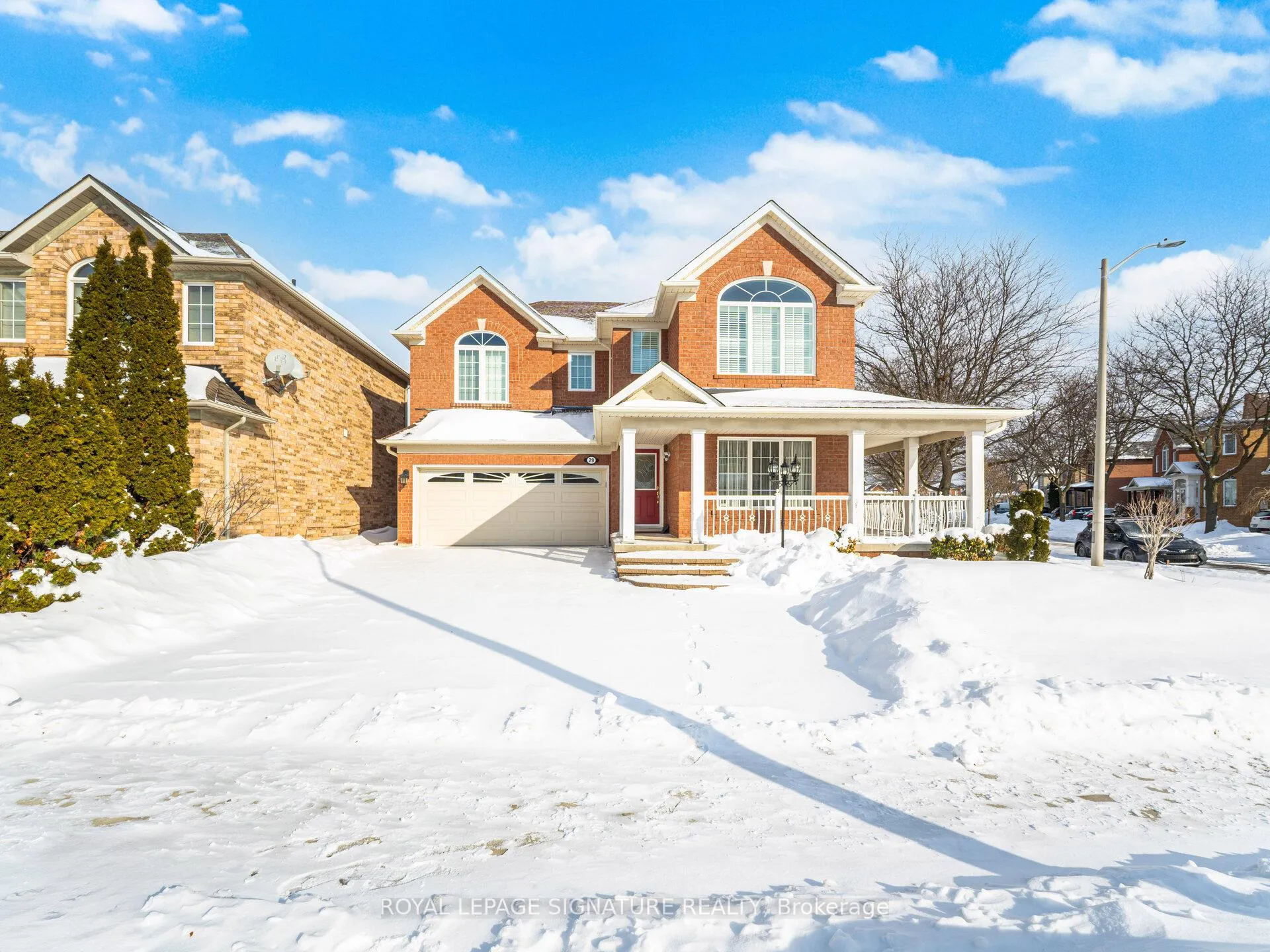 Photo 3 of Unit 2, 29 Ocean Avenue, Vaughan, Vellore Village — HOMEH