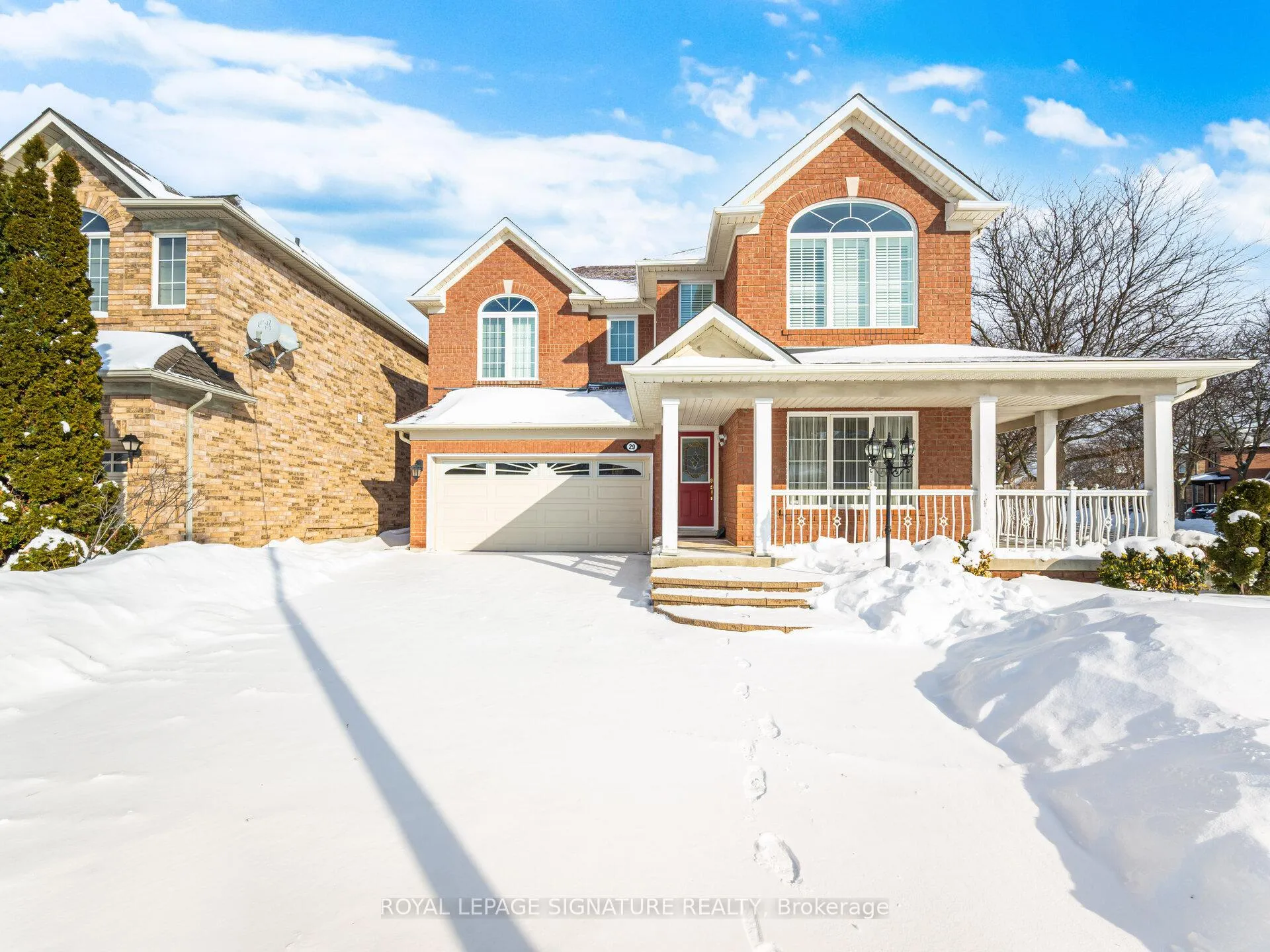 Photo 4 of Unit 2, 29 Ocean Avenue, Vaughan, Vellore Village — HOMEH