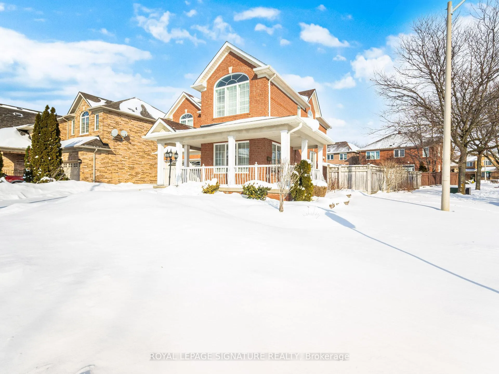 Photo 7 of Unit 2, 29 Ocean Avenue, Vaughan, Vellore Village — HOMEH