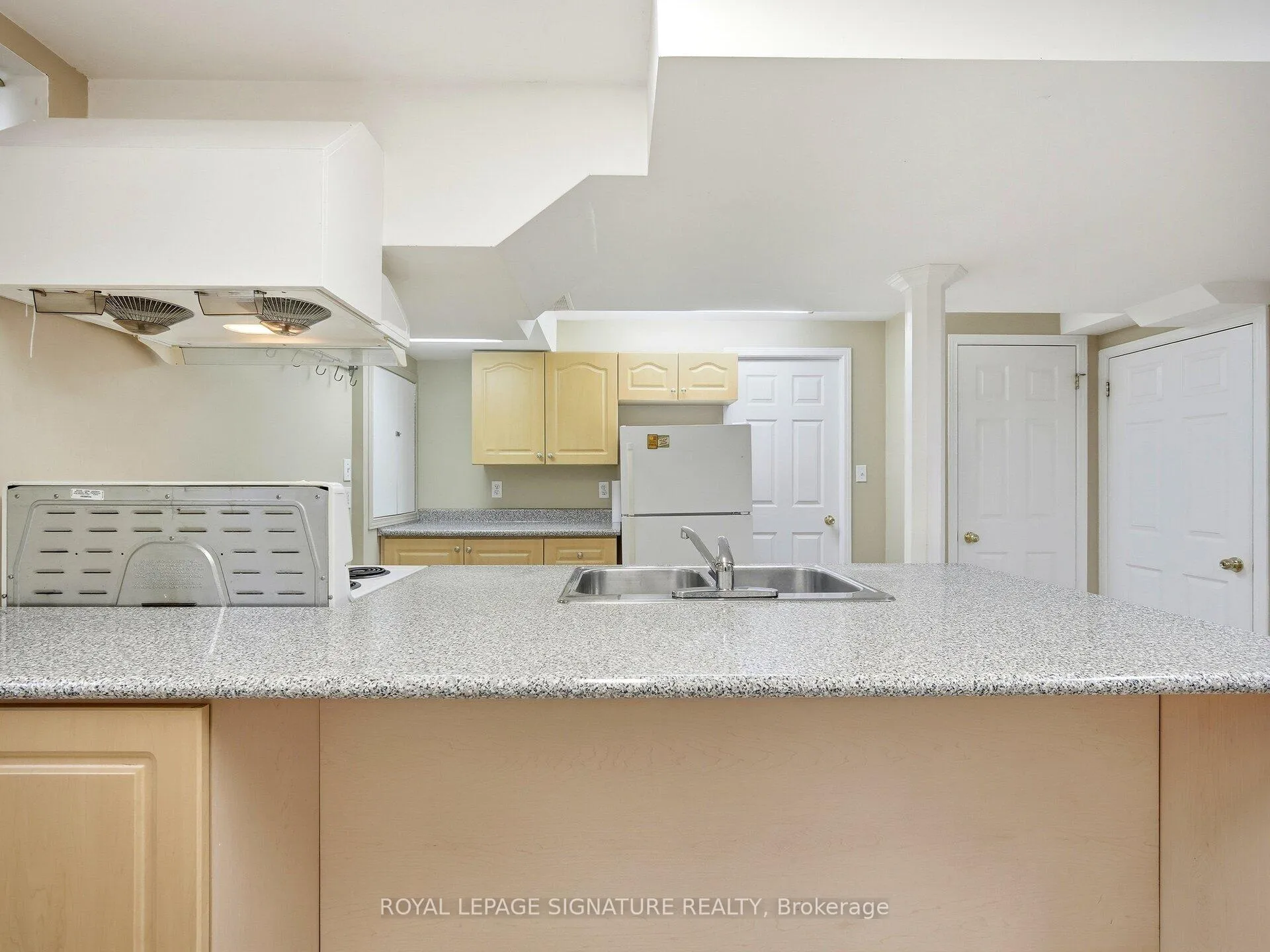 Photo 22 of Unit 2, 29 Ocean Avenue, Vaughan, Vellore Village — HOMEH