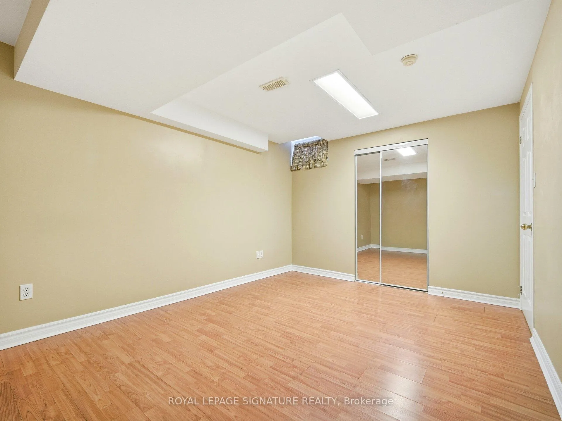 Photo 27 of Unit 2, 29 Ocean Avenue, Vaughan, Vellore Village — HOMEH