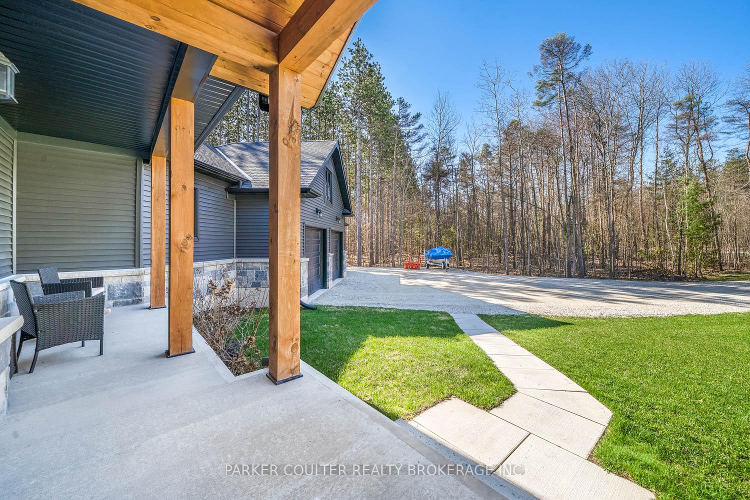 Photo 8 of 3091 Centre Line Road, Clearview, Rural Clearview — HOMEH