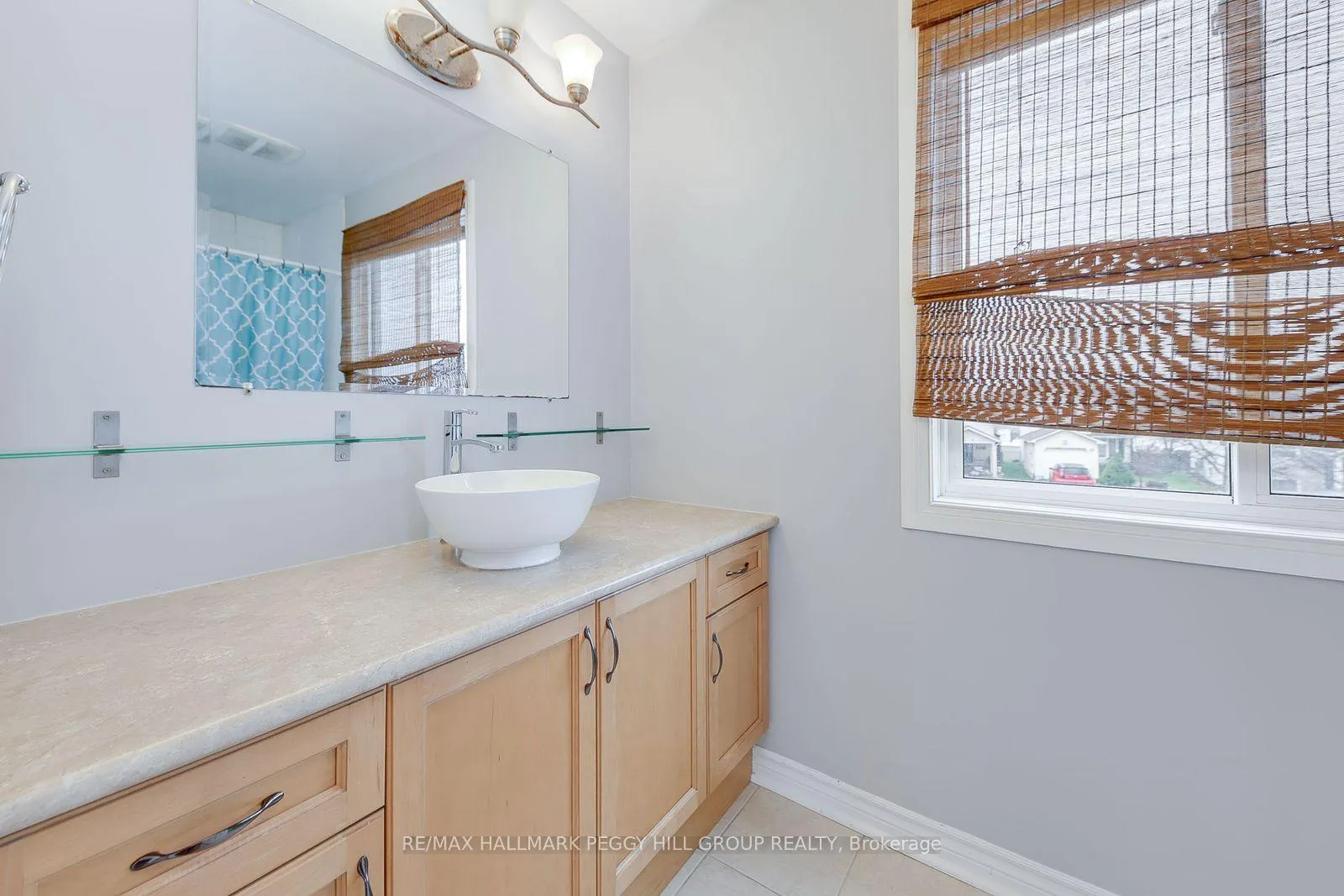 Photo 9 of 14 D'Ambrosio Drive, Barrie, Painswick North — HOMEH