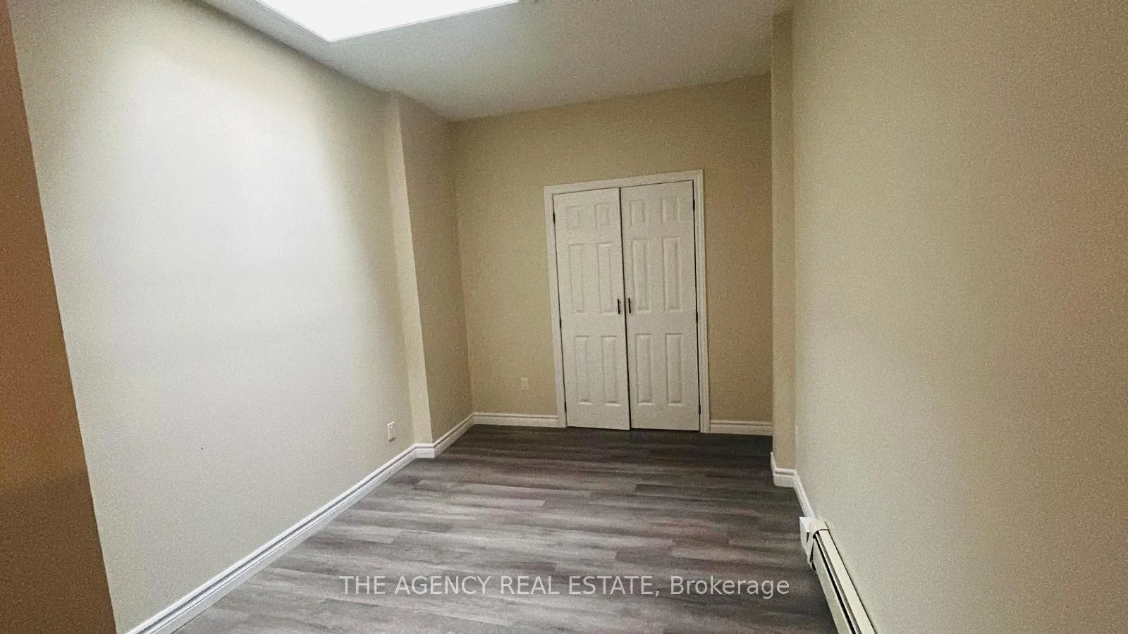 Photo 5 of Unit 2, 268 Talbot Street, St. Thomas — HOMEH