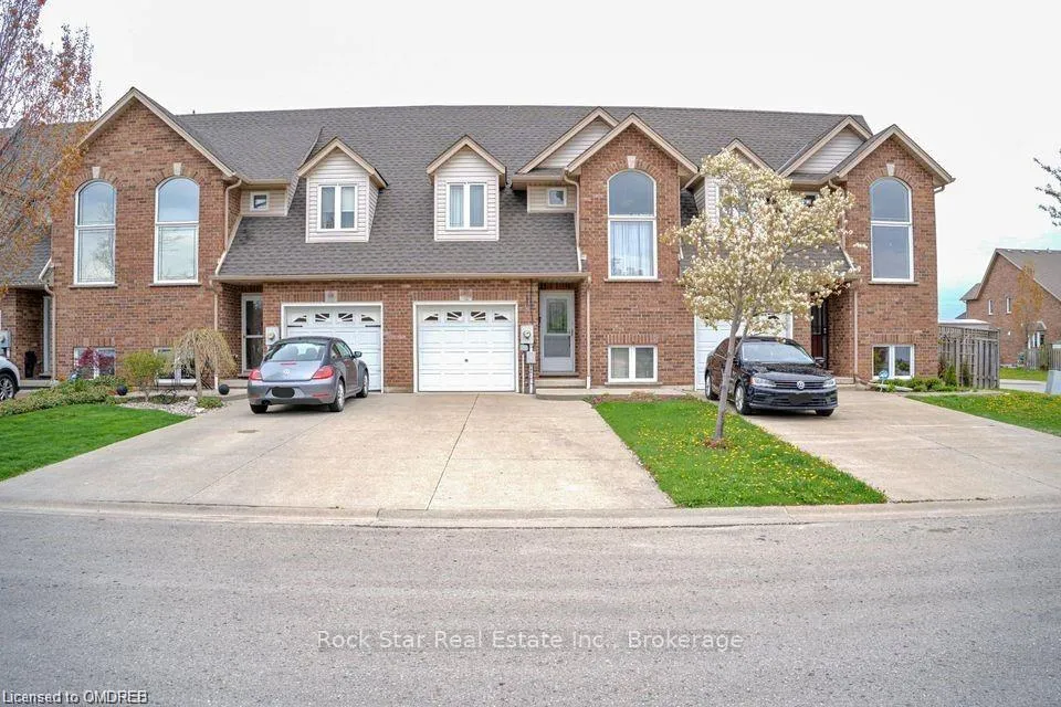 Photo 1 of 21 Bluegrass Crescent, St. Catharines, Oakdale — HOMEH