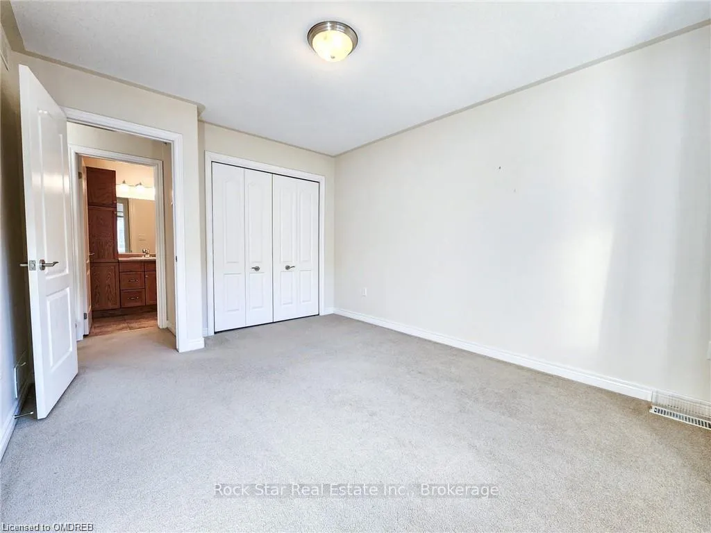 Photo 10 of 21 Bluegrass Crescent, St. Catharines, Oakdale — HOMEH