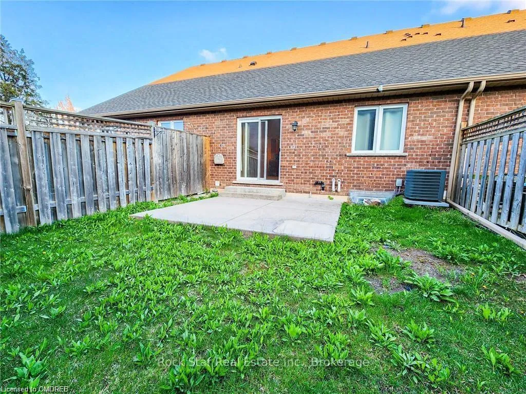 Photo 17 of 21 Bluegrass Crescent, St. Catharines, Oakdale — HOMEH