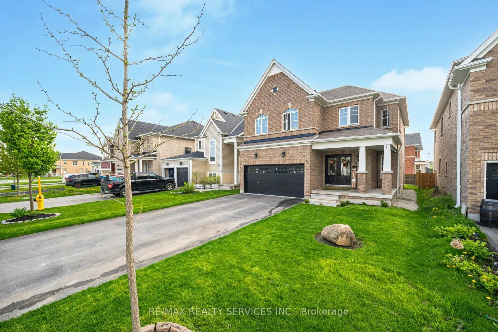 Photo 2 of 762 Halbert Drive, Shelburne — HOMEH