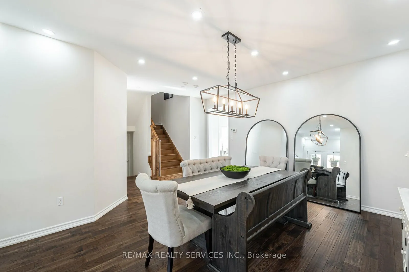 Photo 9 of 762 Halbert Drive, Shelburne — HOMEH