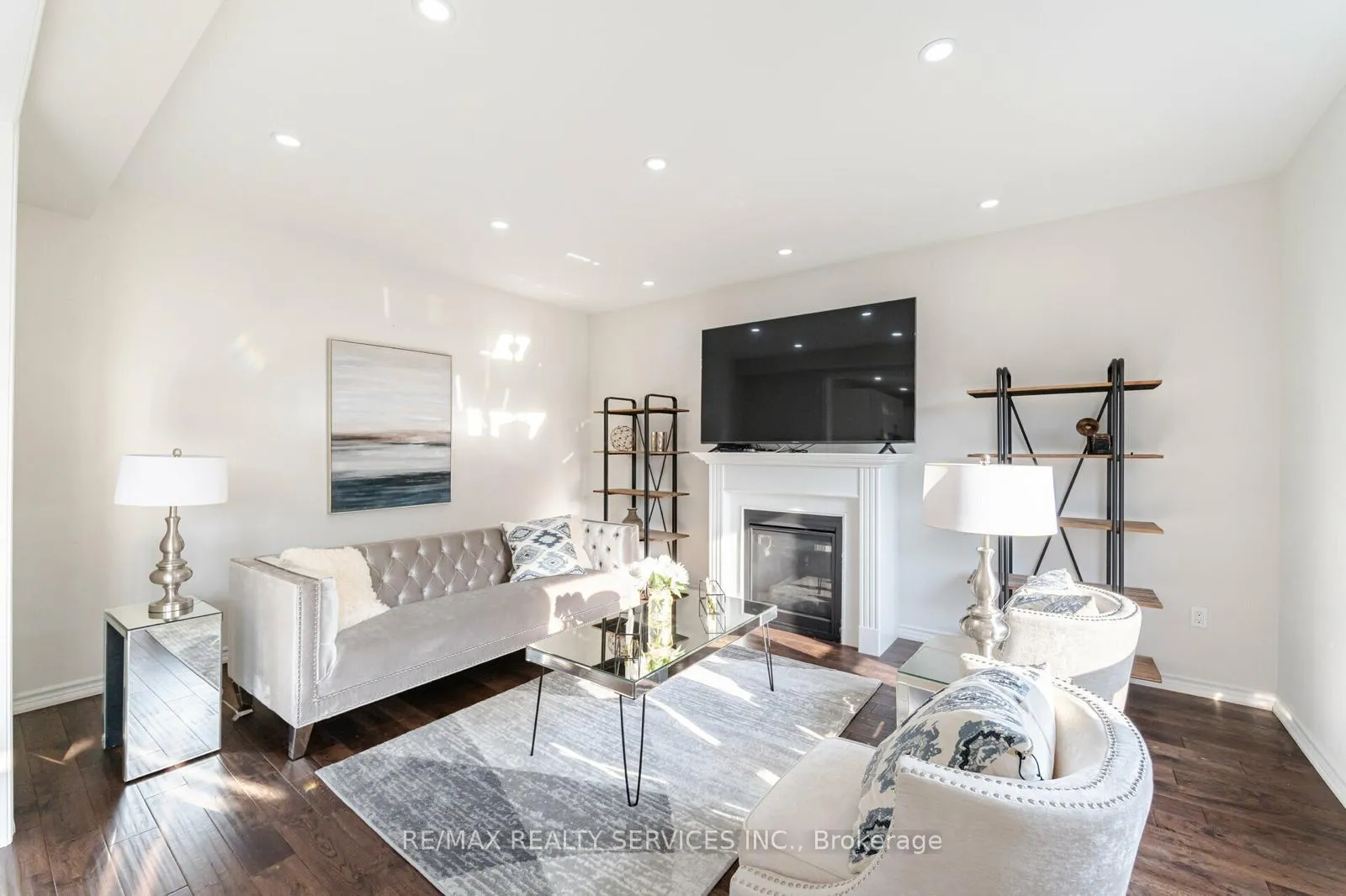 Photo 12 of 762 Halbert Drive, Shelburne — HOMEH