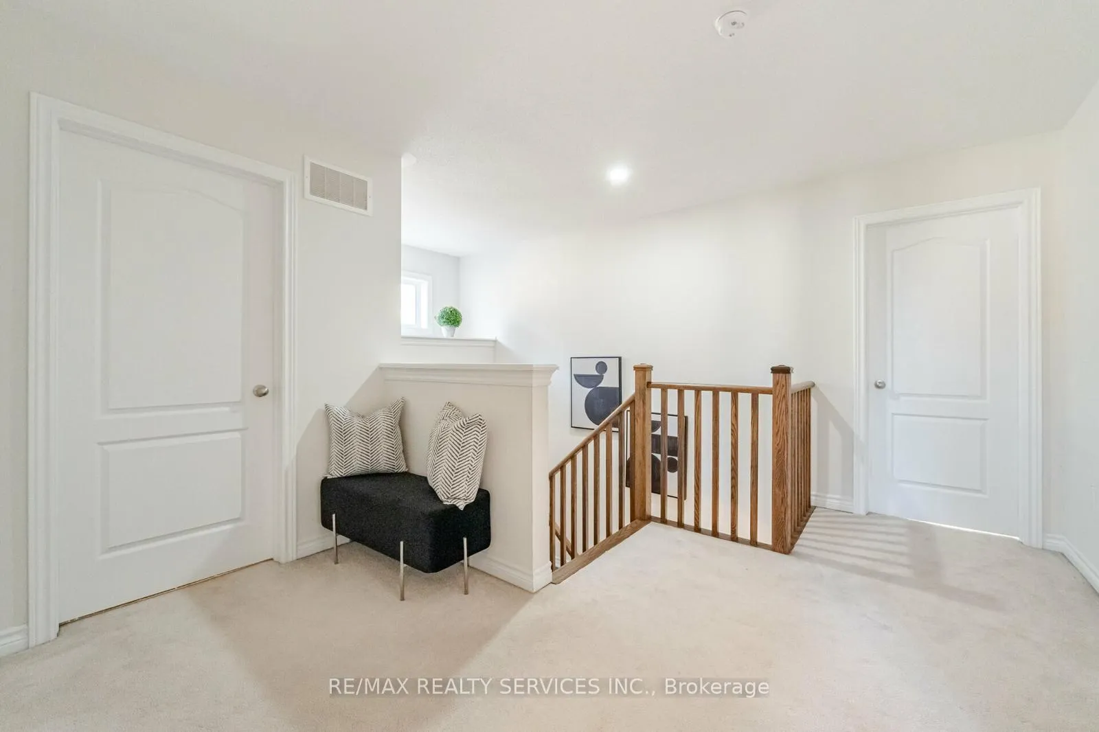 Photo 17 of 762 Halbert Drive, Shelburne — HOMEH