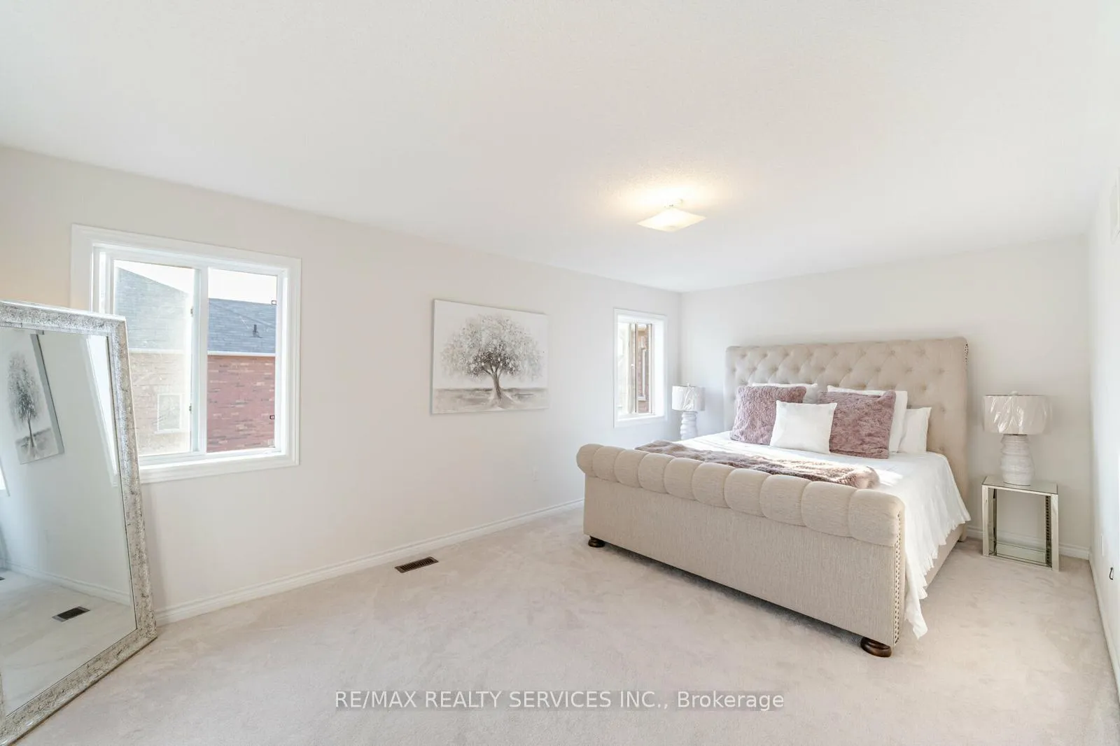 Photo 18 of 762 Halbert Drive, Shelburne — HOMEH