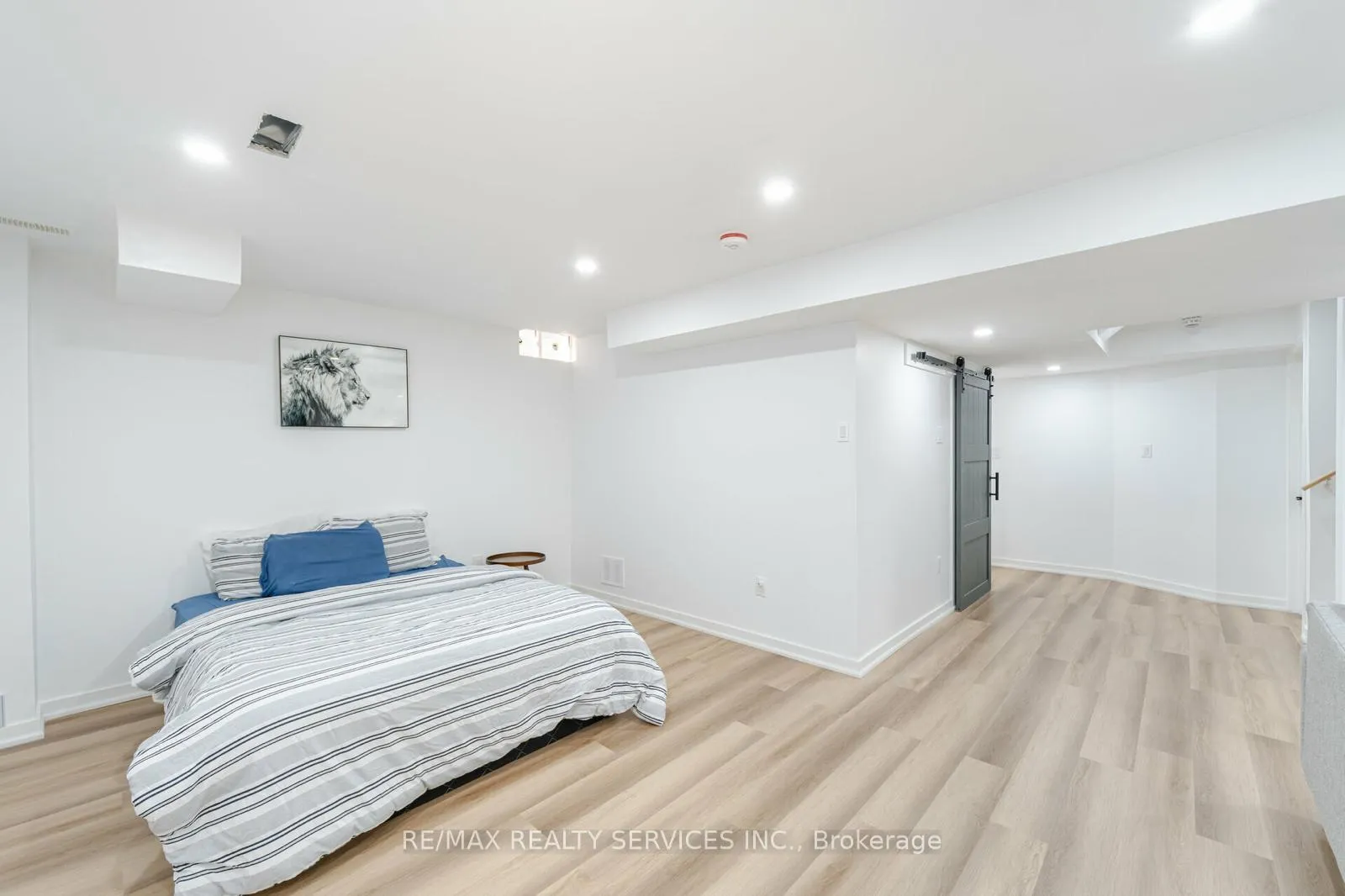 Photo 33 of 762 Halbert Drive, Shelburne — HOMEH