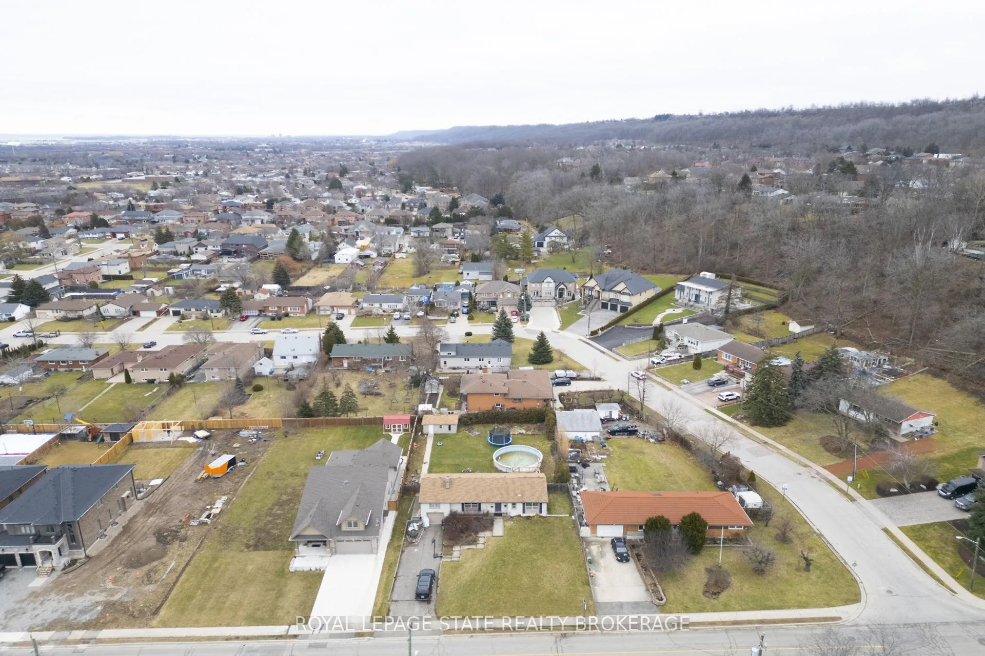 Photo 16 of 86 Millen Road, Hamilton, Corman — HOMEH