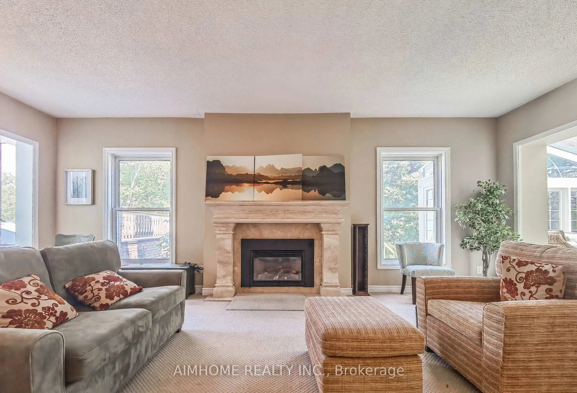 Photo 14 of 6 steeplechase Avenue, Aurora, Aurora Estates — HOMEH