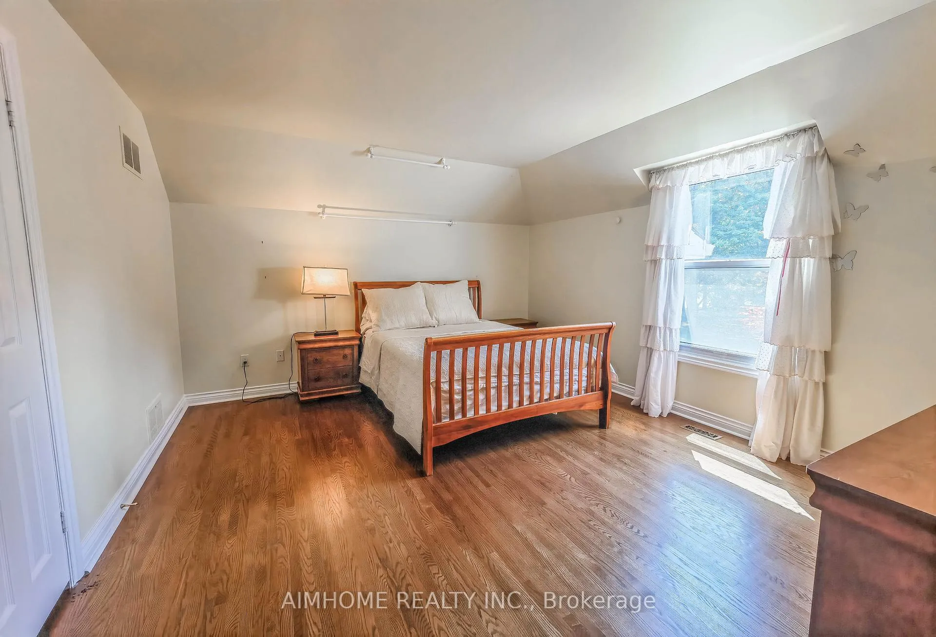 Photo 32 of 6 steeplechase Avenue, Aurora, Aurora Estates — HOMEH