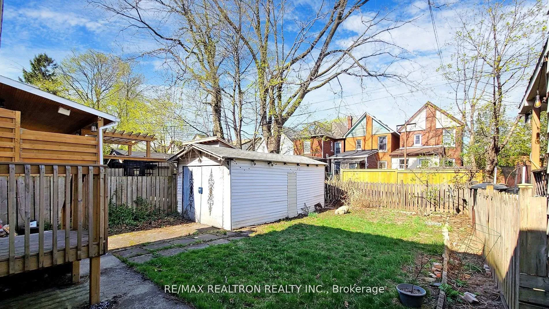 Photo 8 of 39 Belmont Avenue, Hamilton, Crown Point — HOMEH