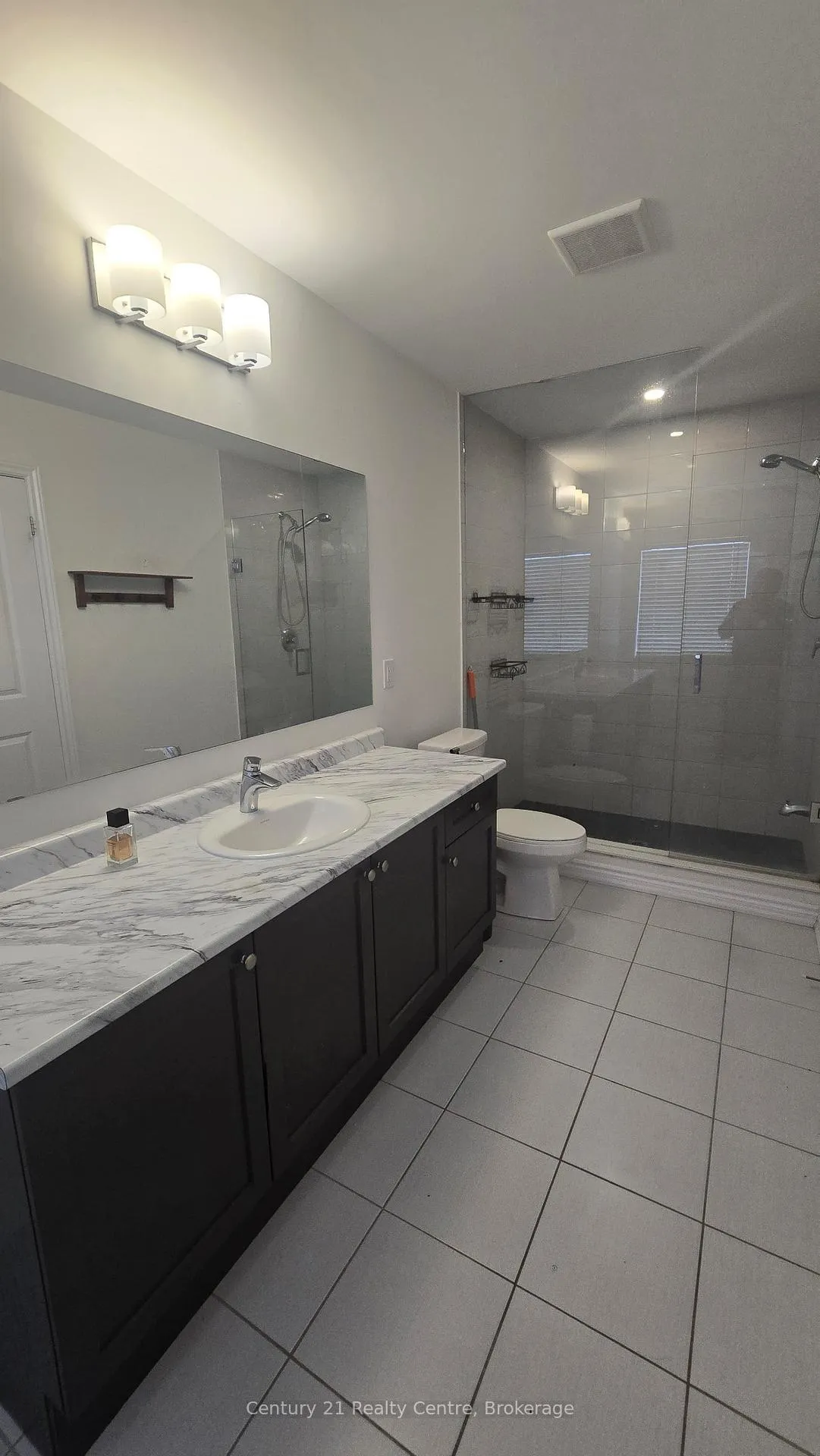 Photo 16 of 86 Sutcliffe Drive, Whitby, Rolling Acres — HOMEH