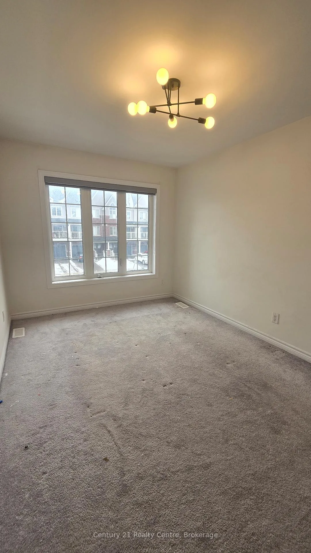 Photo 21 of 86 Sutcliffe Drive, Whitby, Rolling Acres — HOMEH