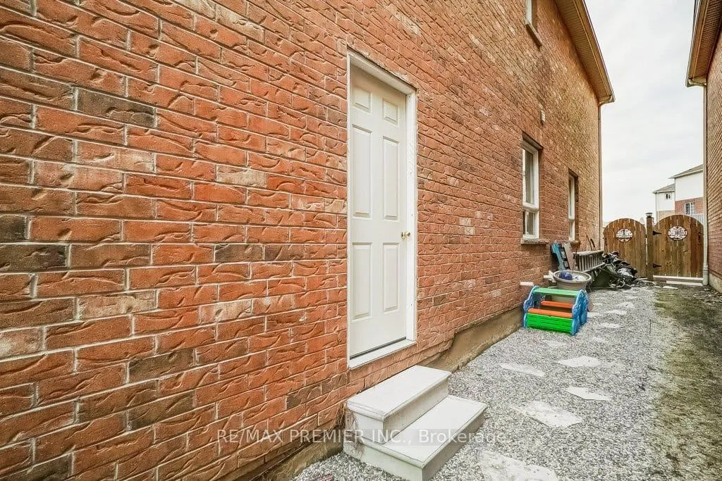 Photo 31 of 1274 Costigan Road, Milton, Clarke — HOMEH