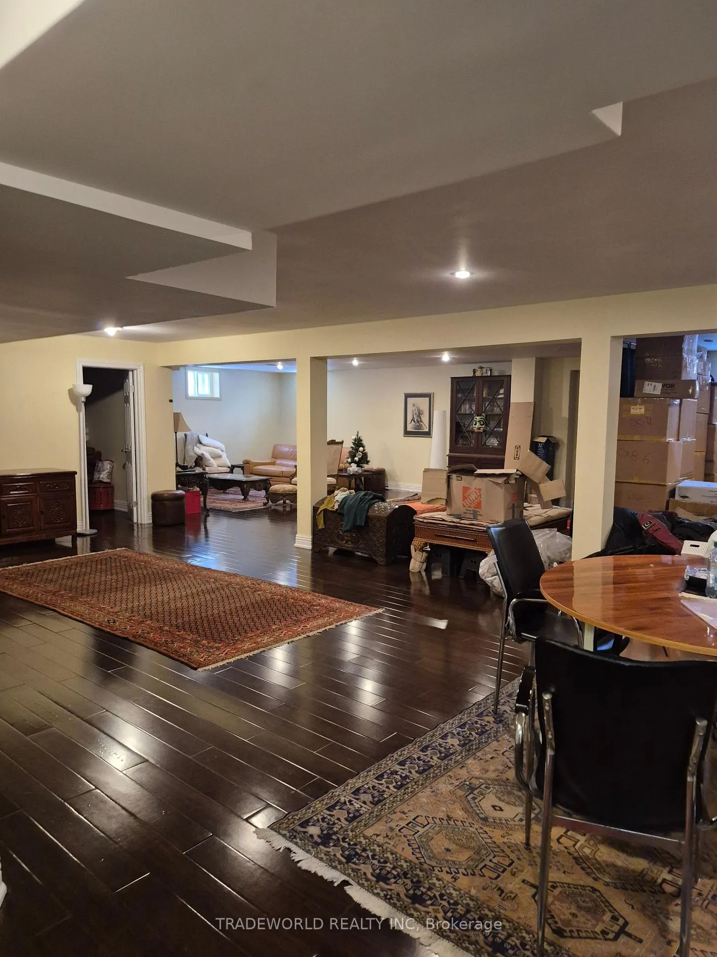 Photo 2 of 54 Pomander Road, Markham, Unionville — HOMEH