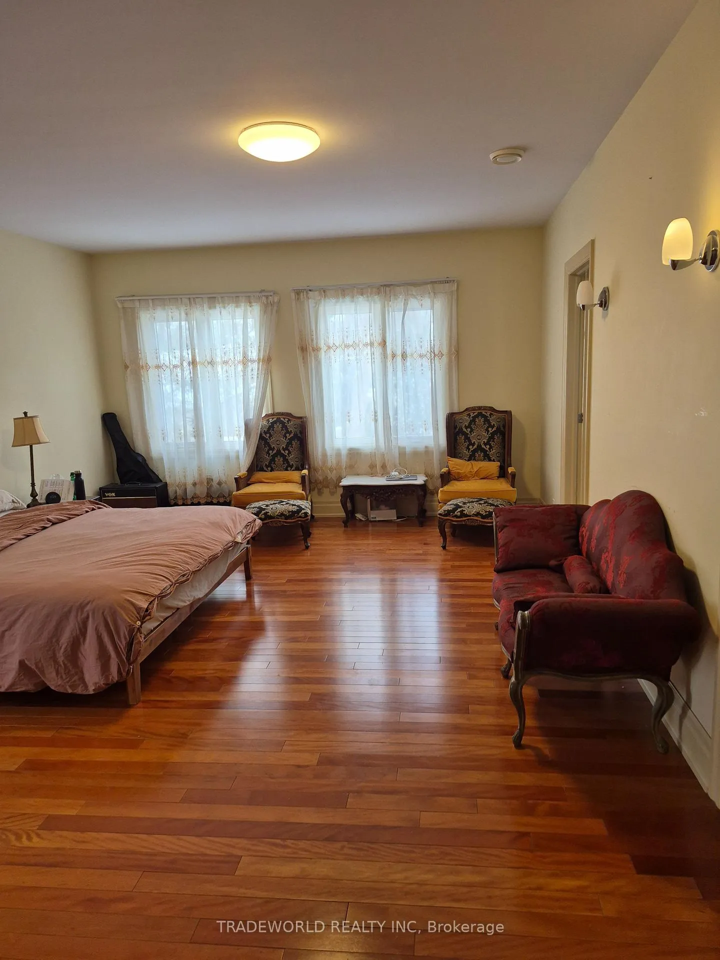 Photo 3 of 54 Pomander Road, Markham, Unionville — HOMEH