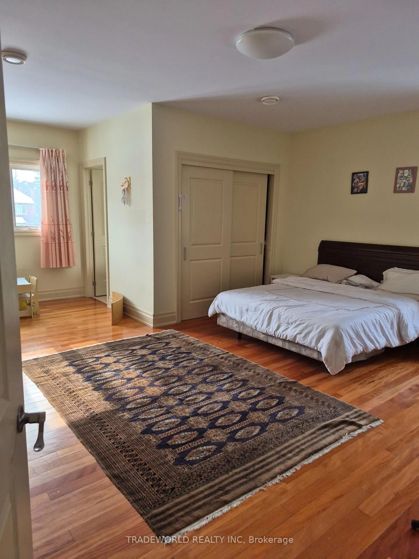 Photo 8 of 54 Pomander Road, Markham, Unionville — HOMEH