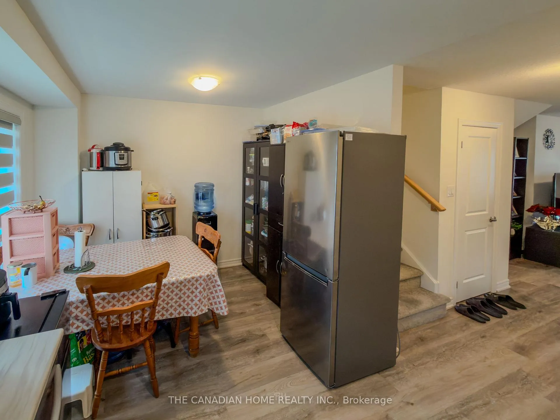 Photo 7 of 32 Reid Avenue N, Hamilton, McQuesten — HOMEH