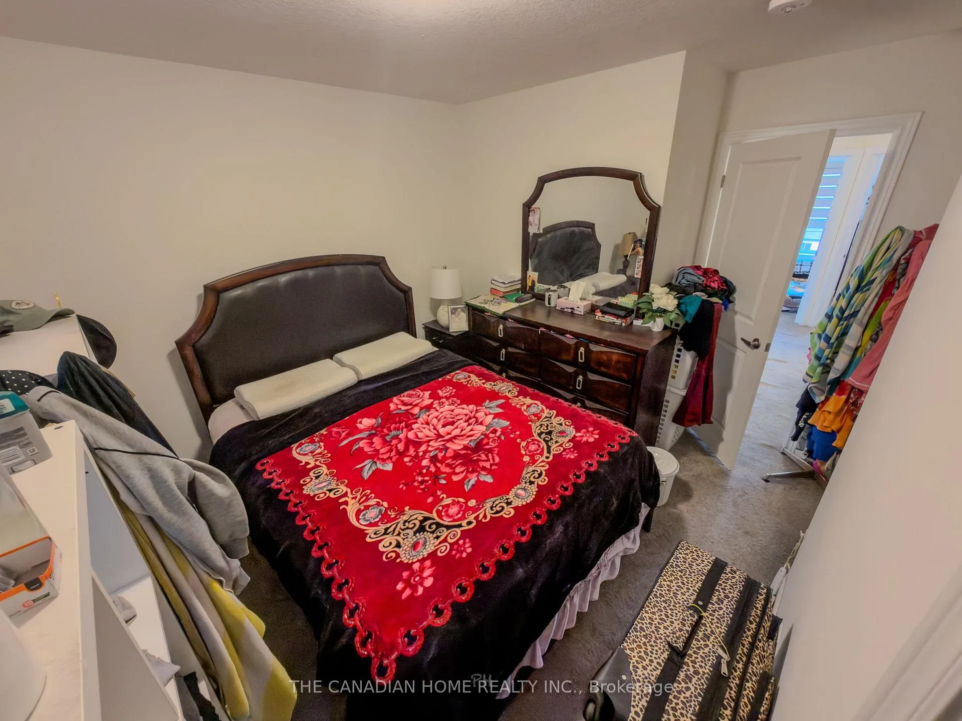 Photo 12 of 32 Reid Avenue N, Hamilton, McQuesten — HOMEH