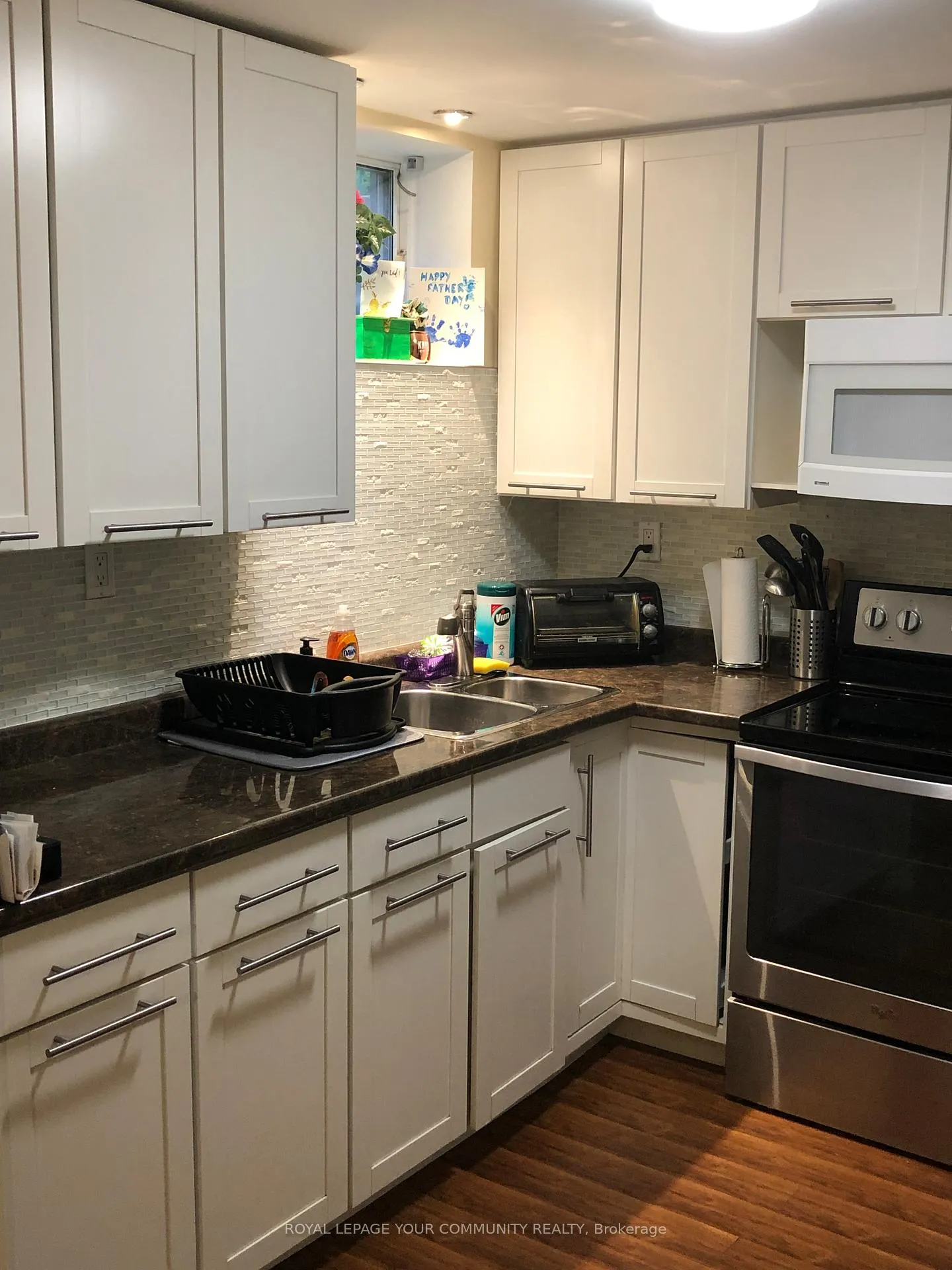 Photo 9 of 872 Strouds Lane S, Pickering, Dunbarton — HOMEH