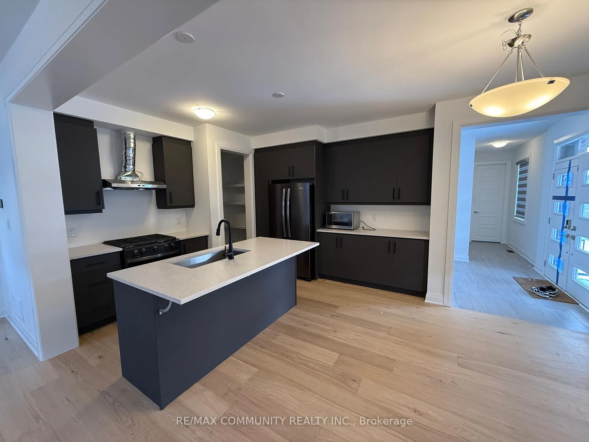 Photo 4 of 3407 Braeside Way, Pickering, Rural Pickering — HOMEH