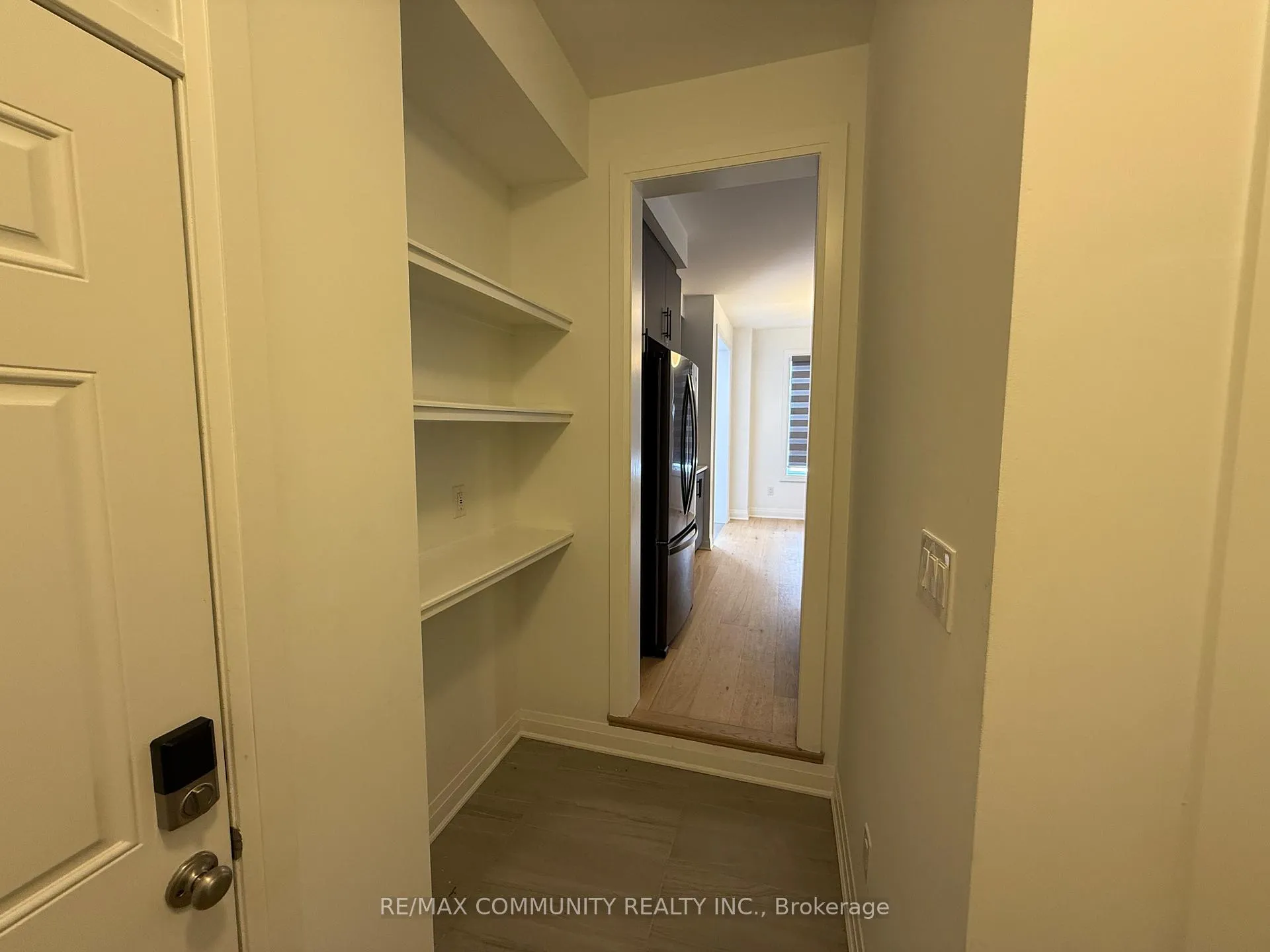 Photo 6 of 3407 Braeside Way, Pickering, Rural Pickering — HOMEH