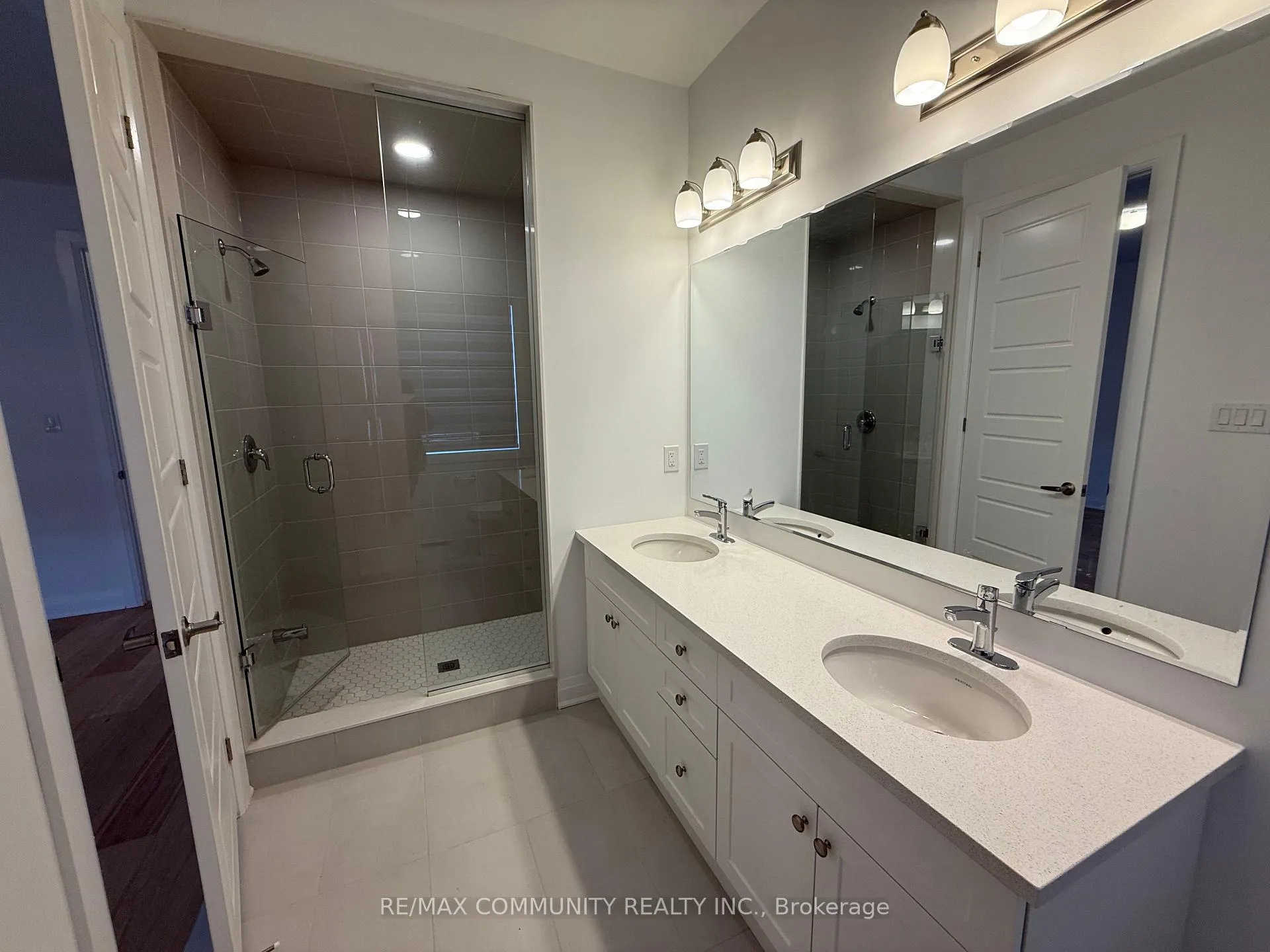 Photo 8 of 3407 Braeside Way, Pickering, Rural Pickering — HOMEH