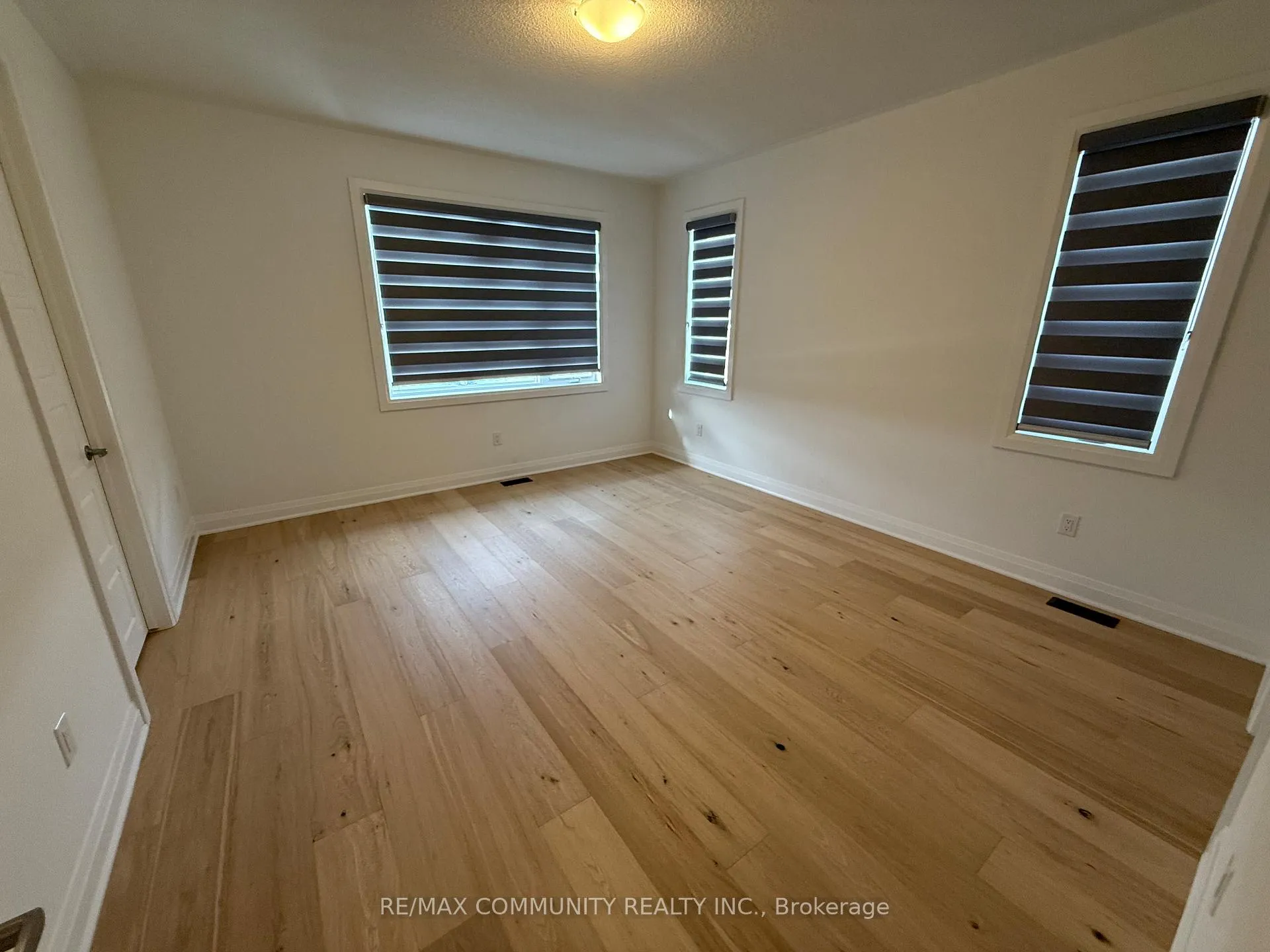 Photo 10 of 3407 Braeside Way, Pickering, Rural Pickering — HOMEH