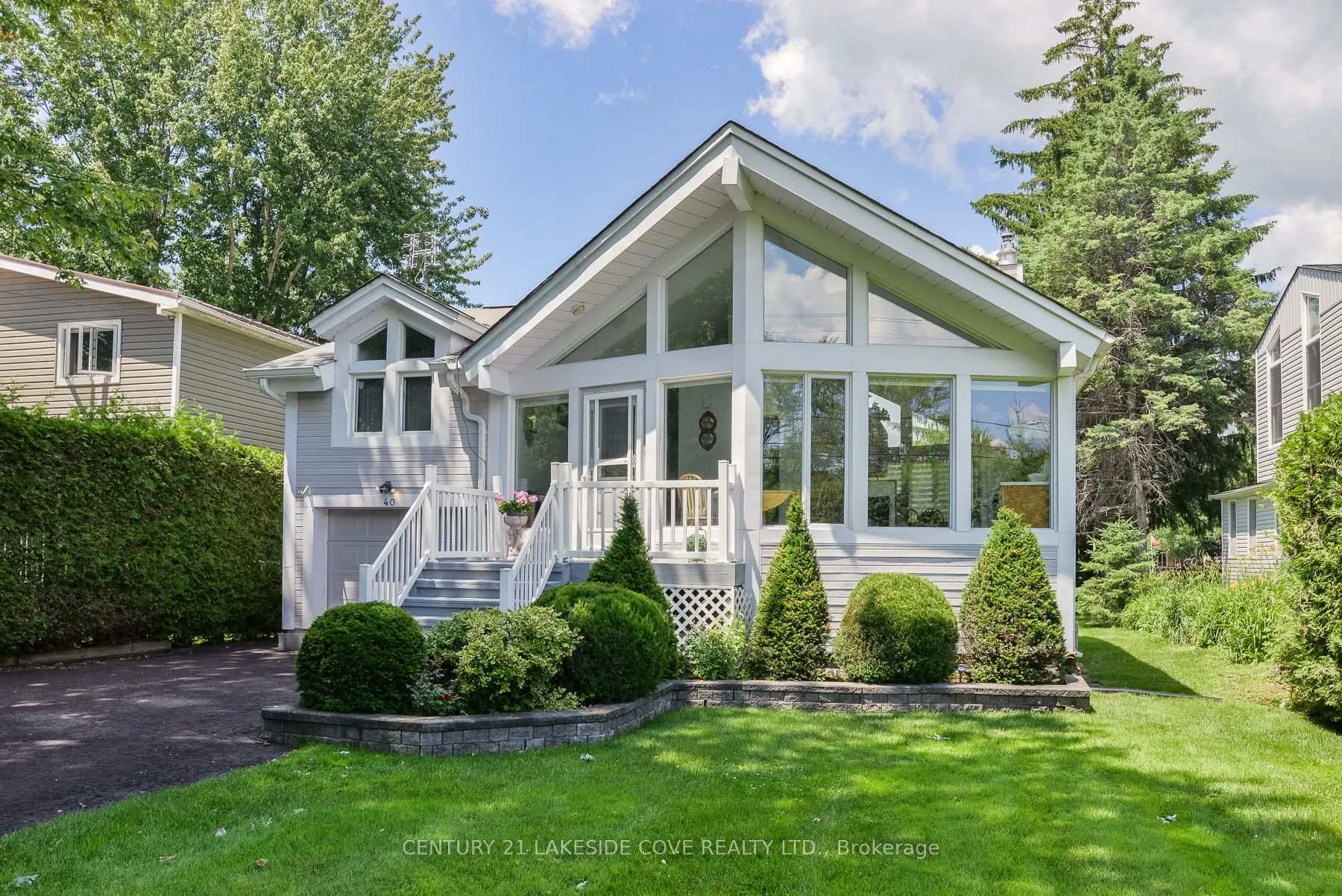 Photo 2 of 40 Simcoe Road N, Ramara, Brechin — HOMEH