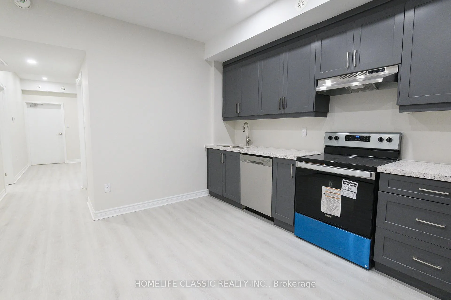 Photo 9 of Unit 1st Fl., 2915 Bur Oak Avenue, Markham, Cornell — HOMEH
