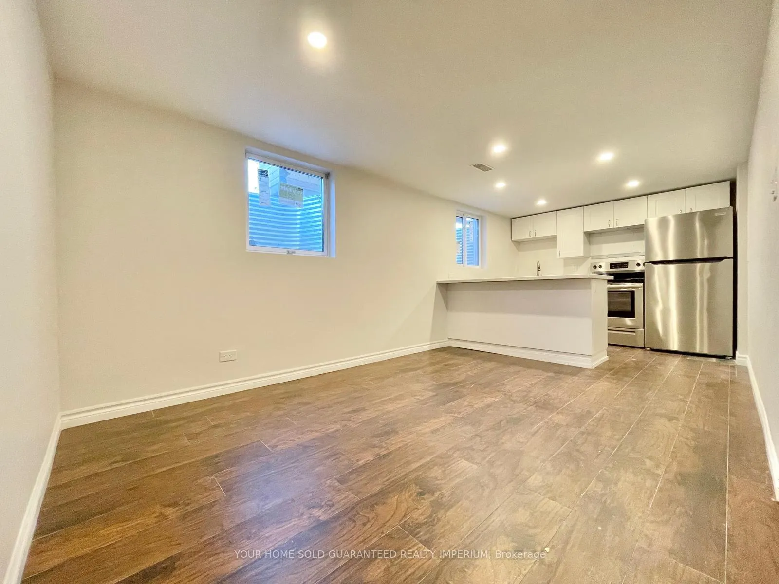 Photo 1 of Unit LOWER, 31 Rendale Avenue, St. Catharines, Carlton/Bunting — HOMEH