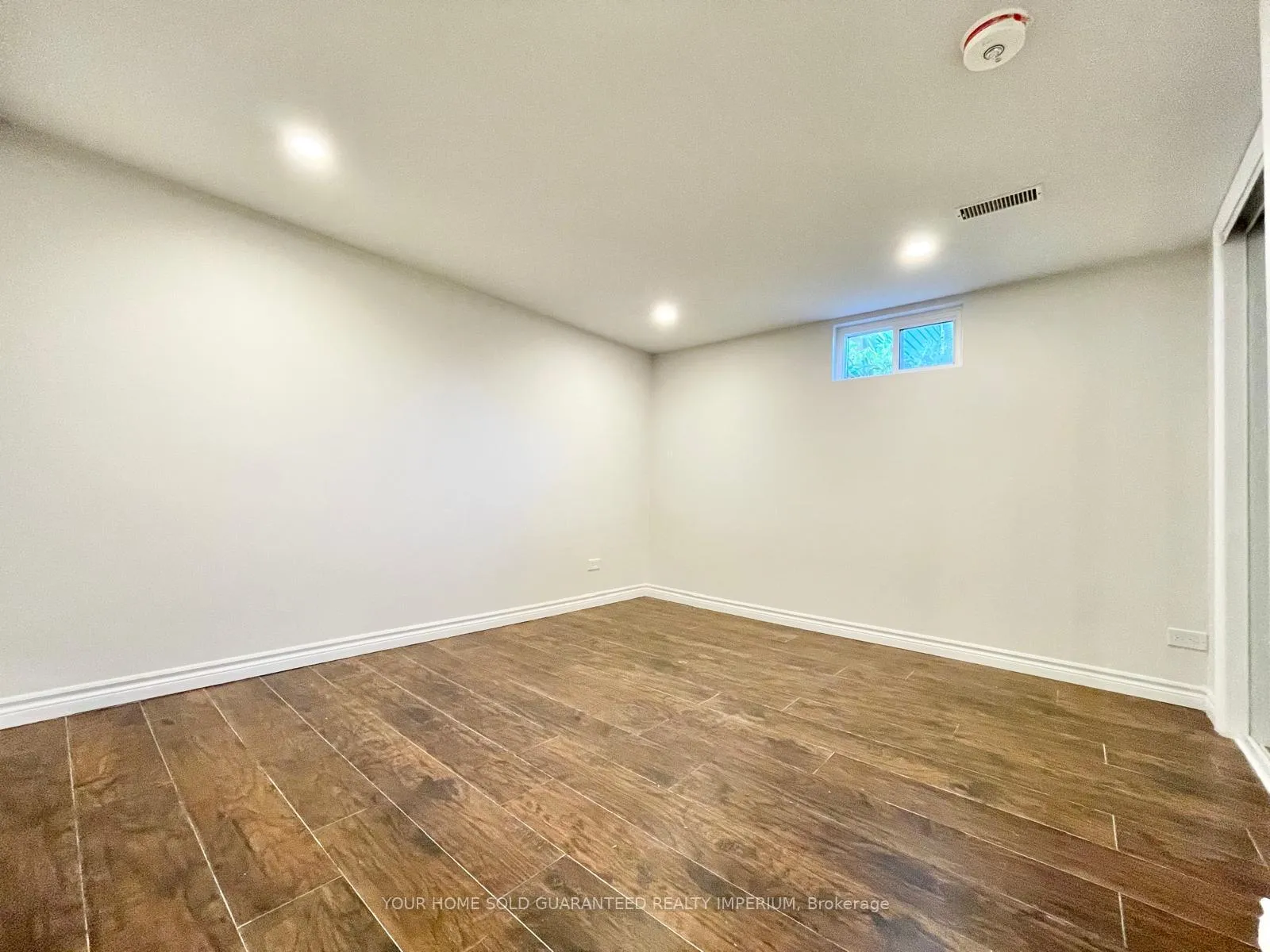 Photo 5 of Unit LOWER, 31 Rendale Avenue, St. Catharines, Carlton/Bunting — HOMEH