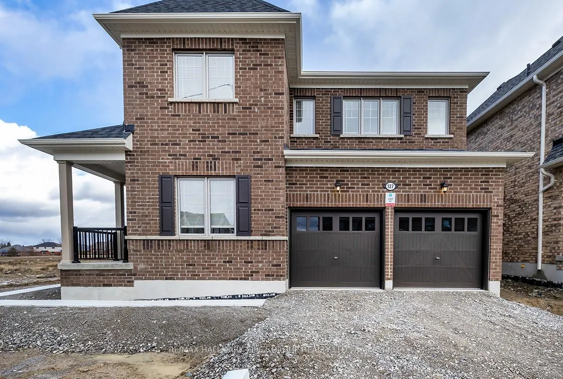 Photo 2 of 127 Robin Trail, Scugog, Port Perry — HOMEH