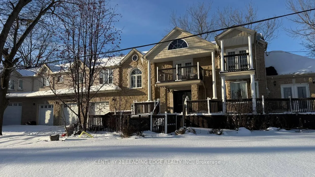 Front of 120 Hunter Street