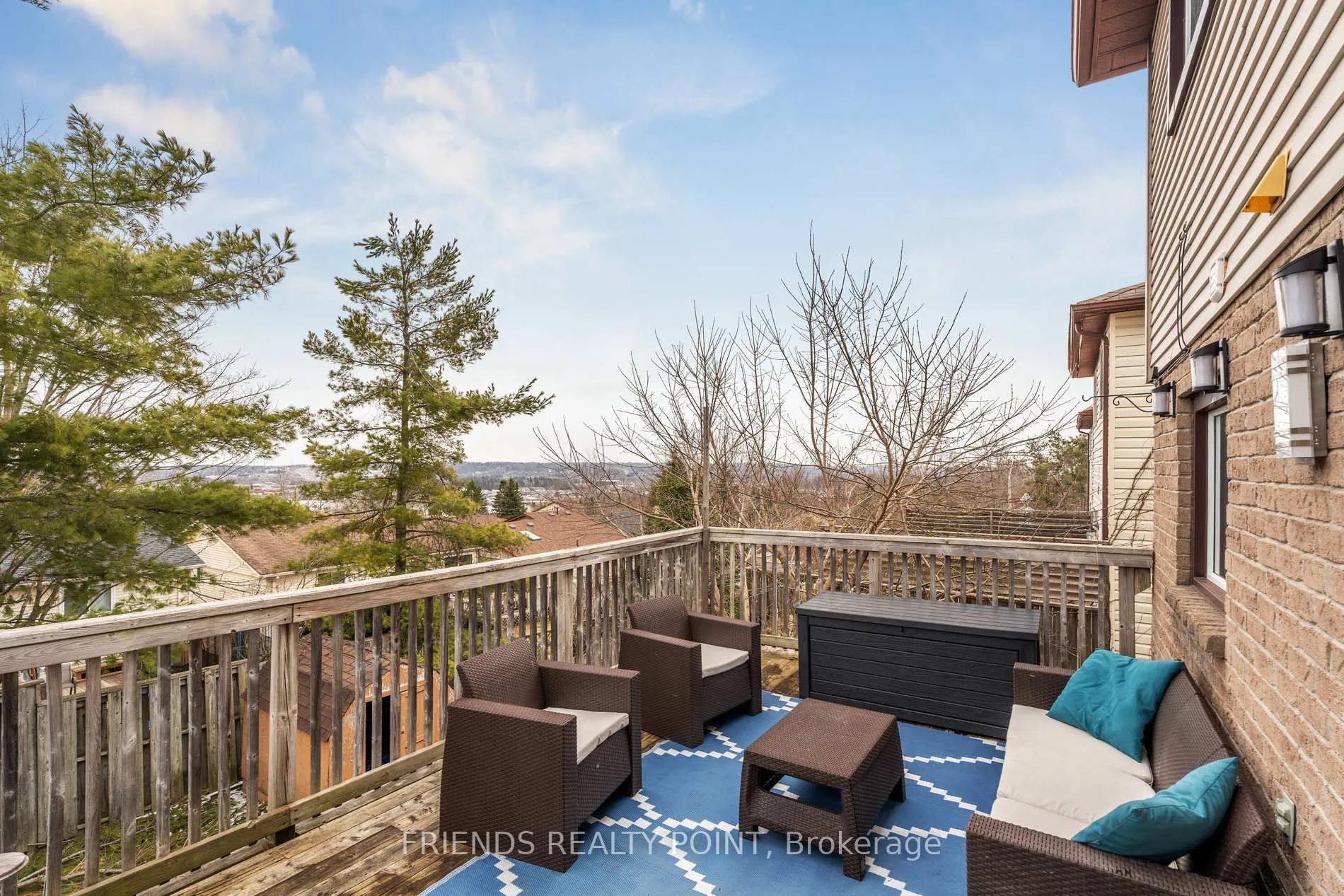 Photo 31 of 55 Browning Trail, Barrie, Letitia Heights — HOMEH
