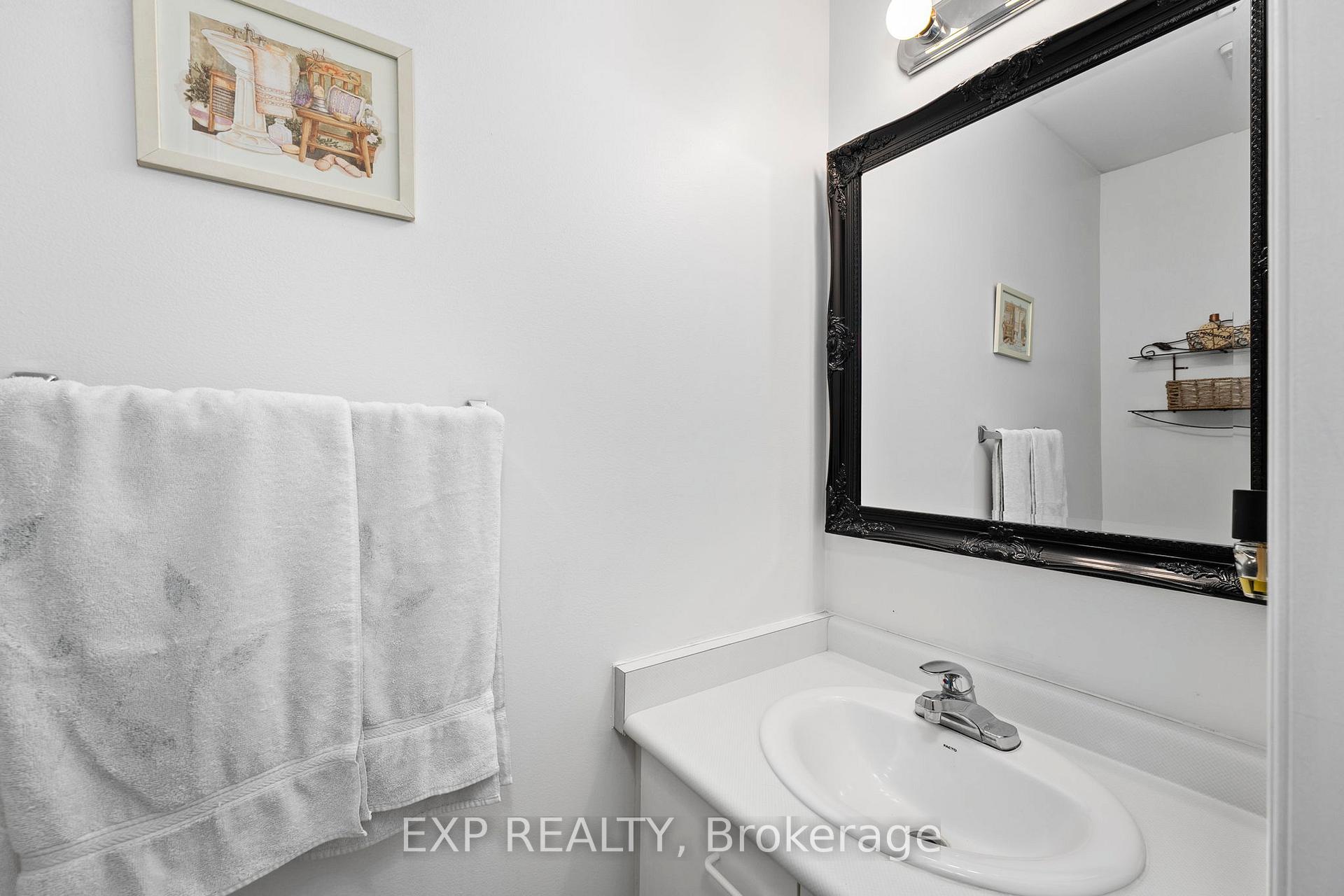 Photo 17 of 31 Ailsa Drive, Georgina, Keswick North — HOMEH