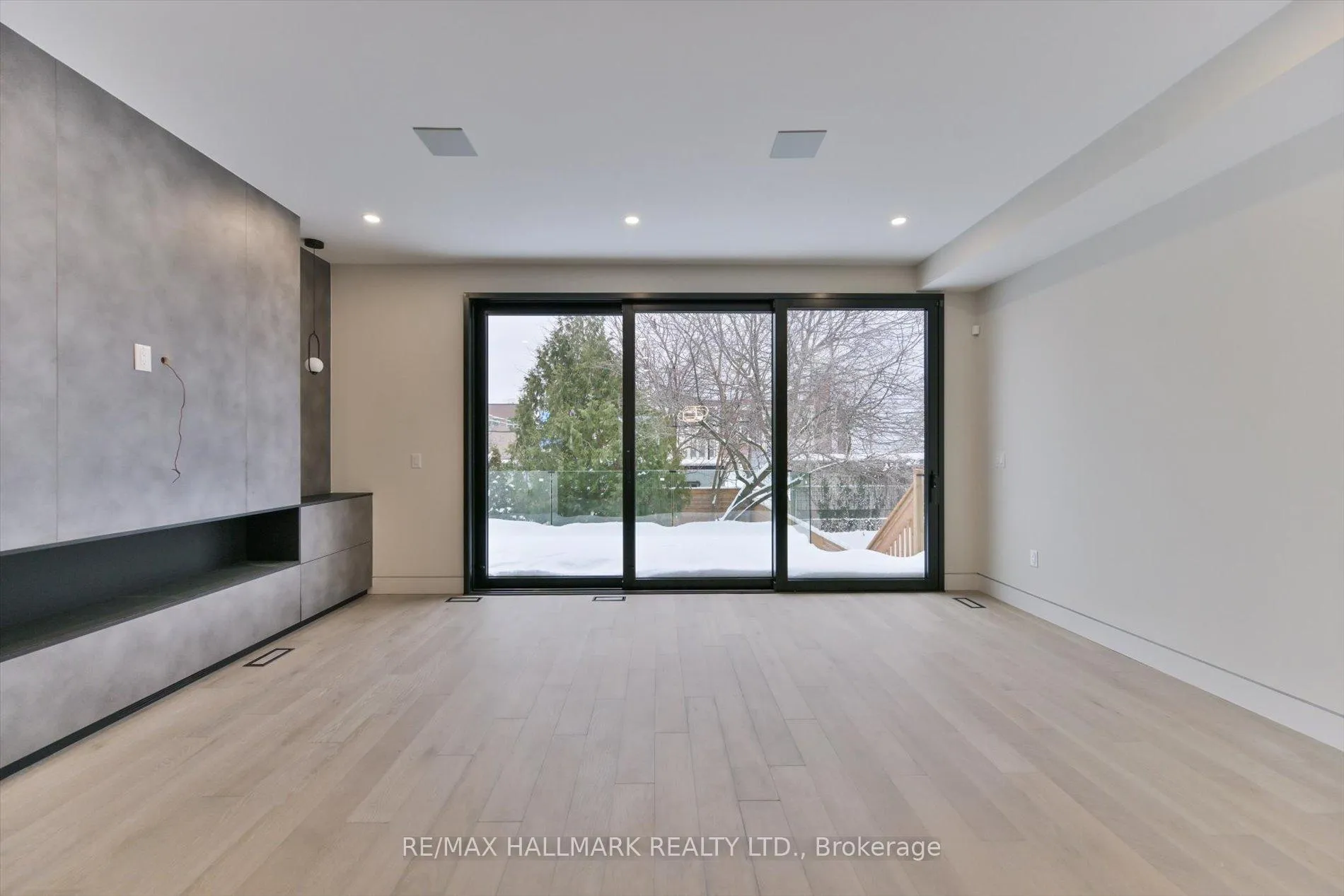 Photo 11 of 369 Millwood Road, Toronto, Mount Pleasant East — HOMEH