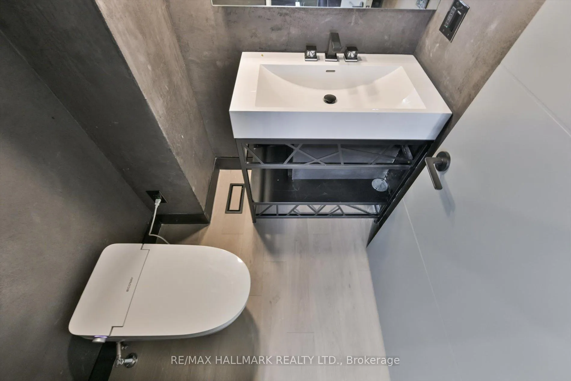 Photo 14 of 369 Millwood Road, Toronto, Mount Pleasant East — HOMEH