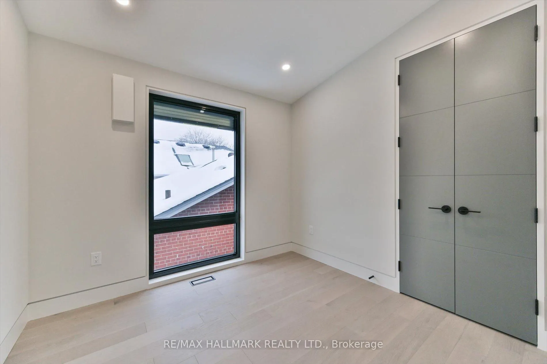 Photo 23 of 369 Millwood Road, Toronto, Mount Pleasant East — HOMEH