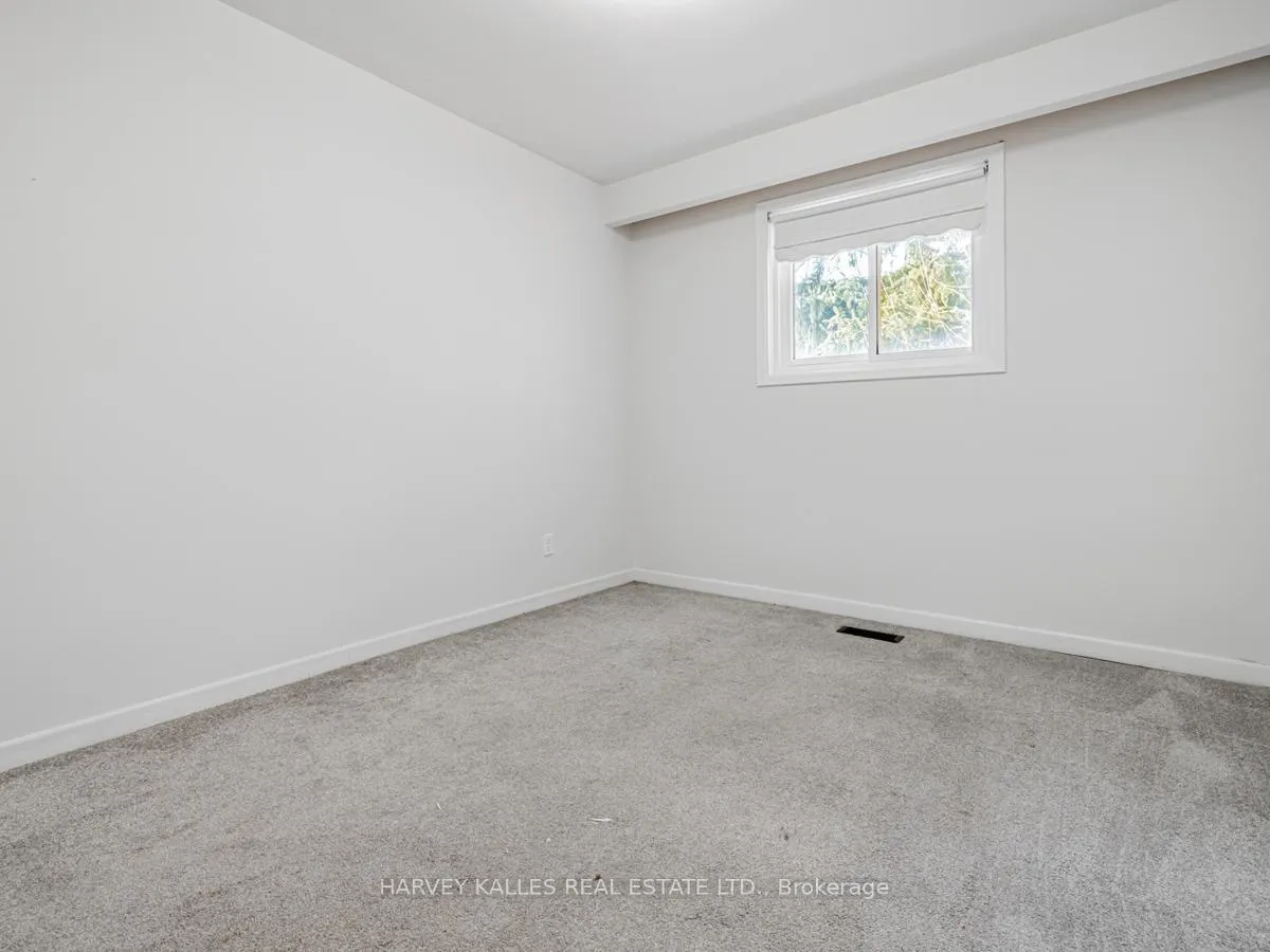 Photo 8 of 151 Henderson Avenue, Markham, Thornhill — HOMEH