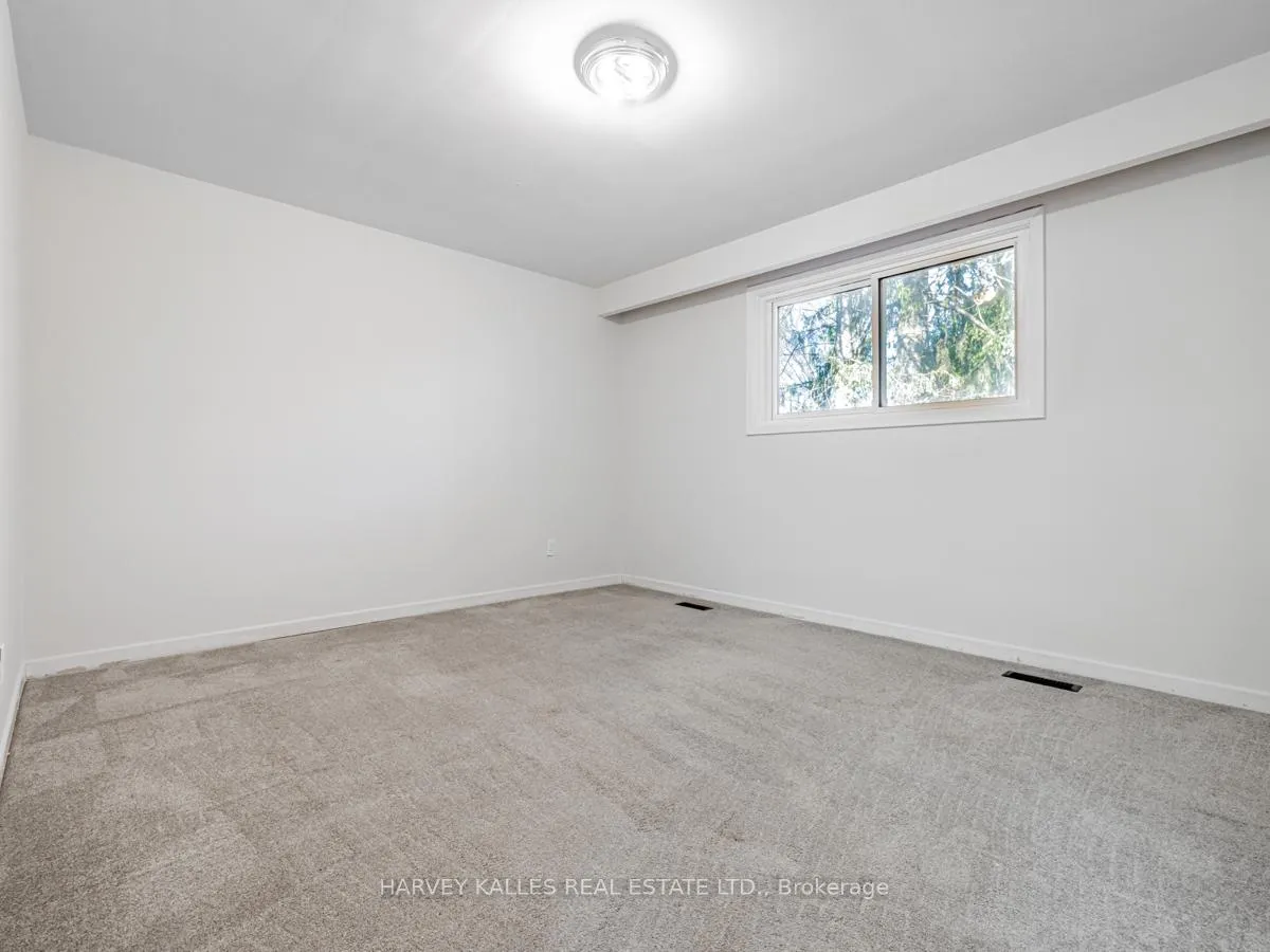 Photo 9 of 151 Henderson Avenue, Markham, Thornhill — HOMEH